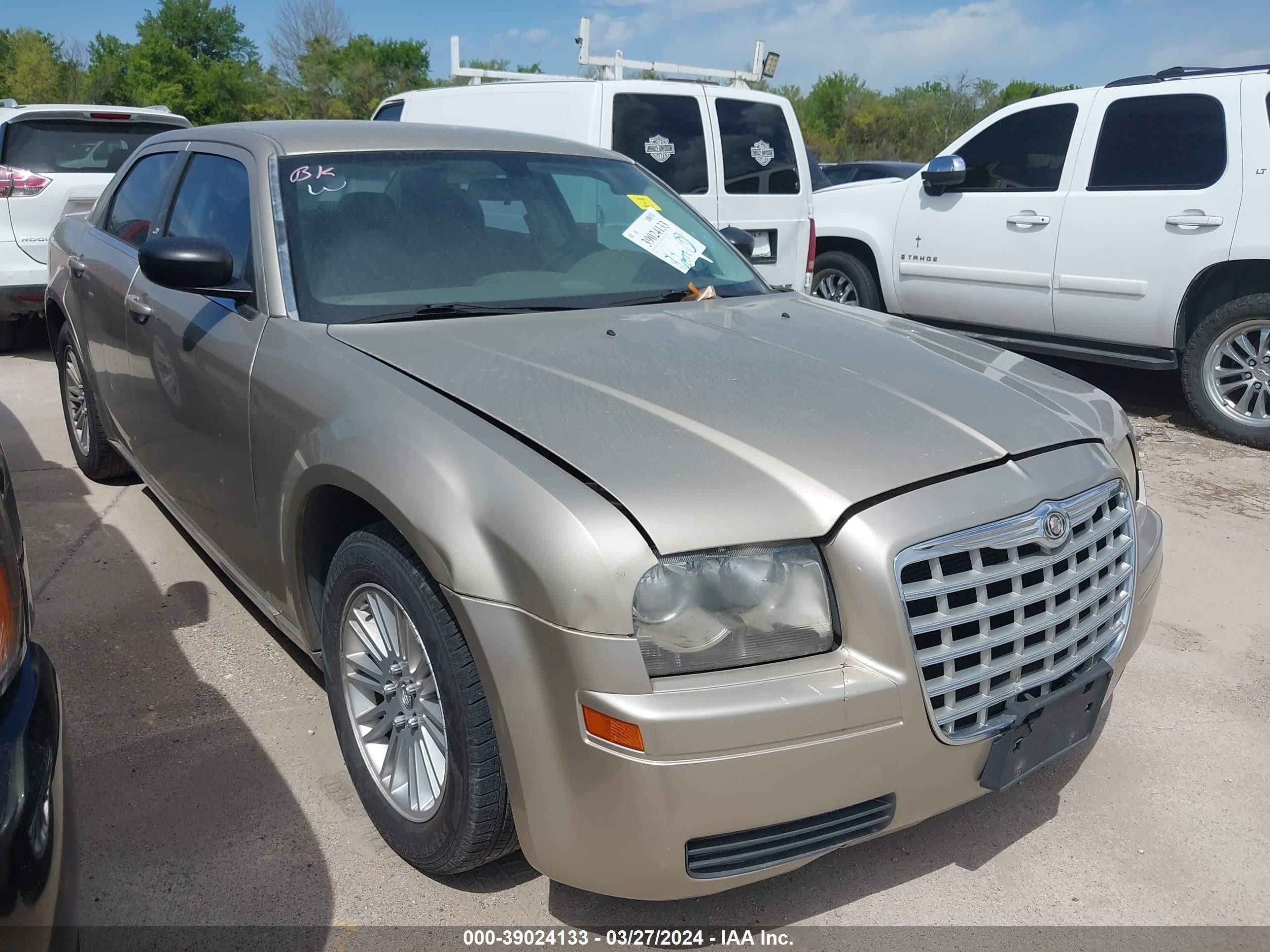2009 Chrysler 300 LX, VIN 2C3KA43D19H529224 — Repossession