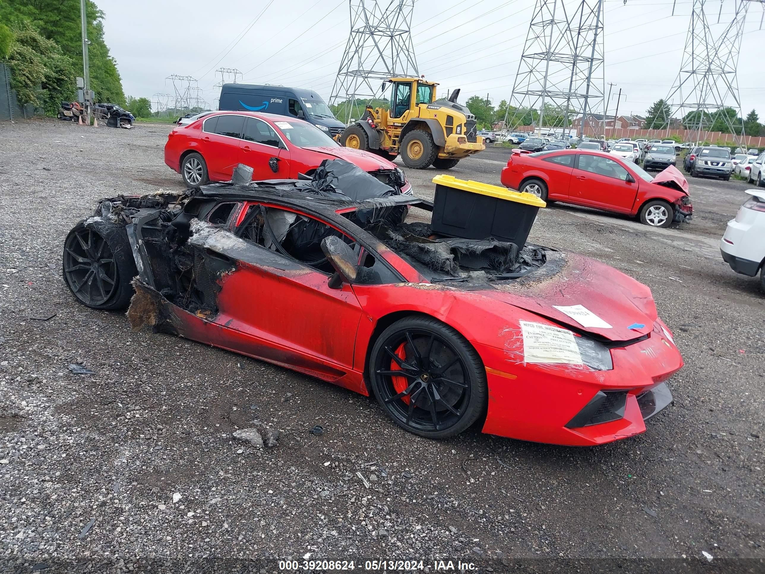 2014 Lamborghini Aventador, VIN ZHWUC1ZD1ELA02408 — Пожар в салоне