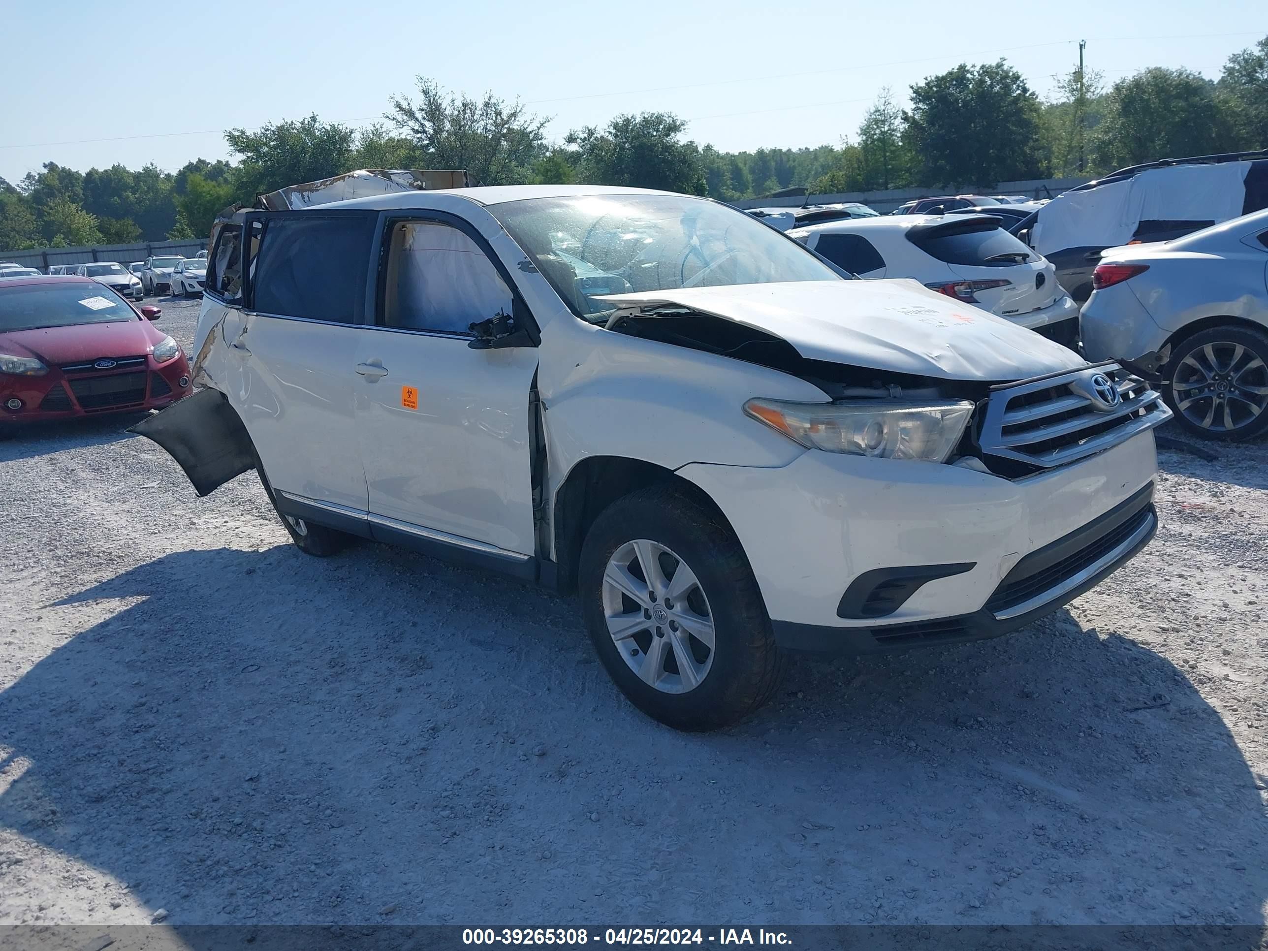 2013 Toyota Highlander Plus, VIN 5TDZA3EH1DS045424 — Biohazard / chemical