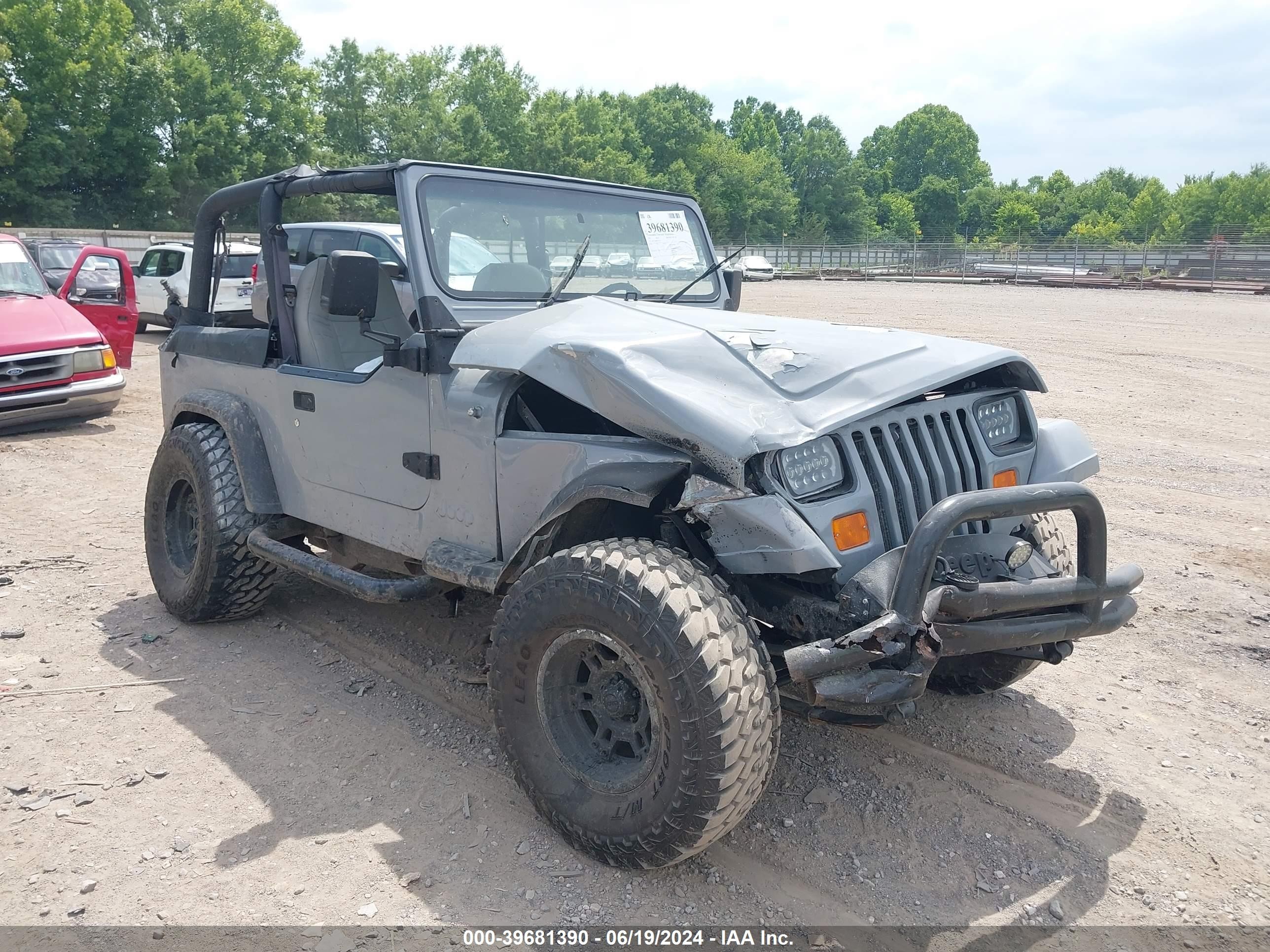 1993 Jeep Wrangler S, VIN 1J4FY19P2PP215349 — Side