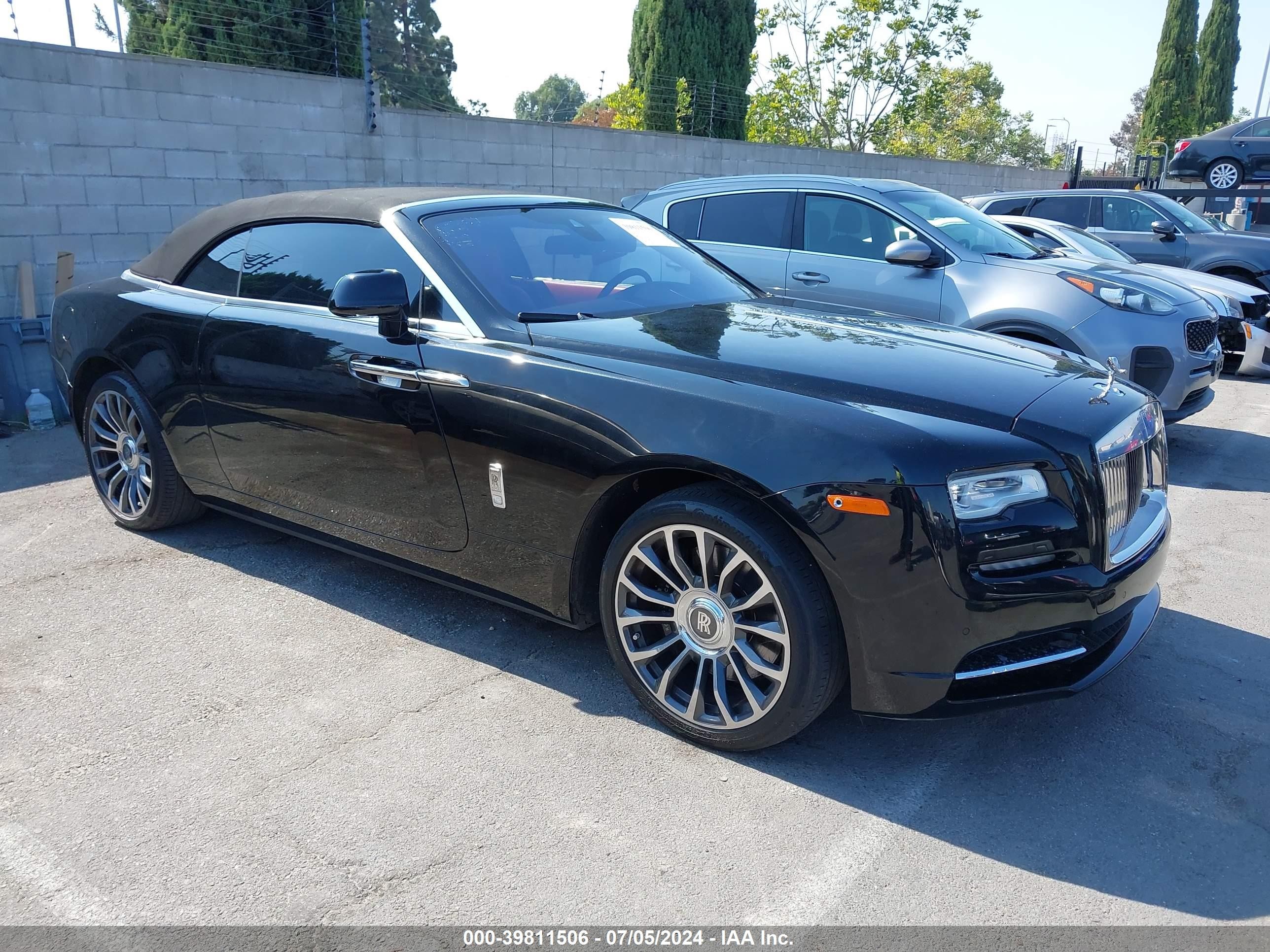 2018 Rolls-Royce Dawn, VIN SCA666D59JU115652 — Not stated