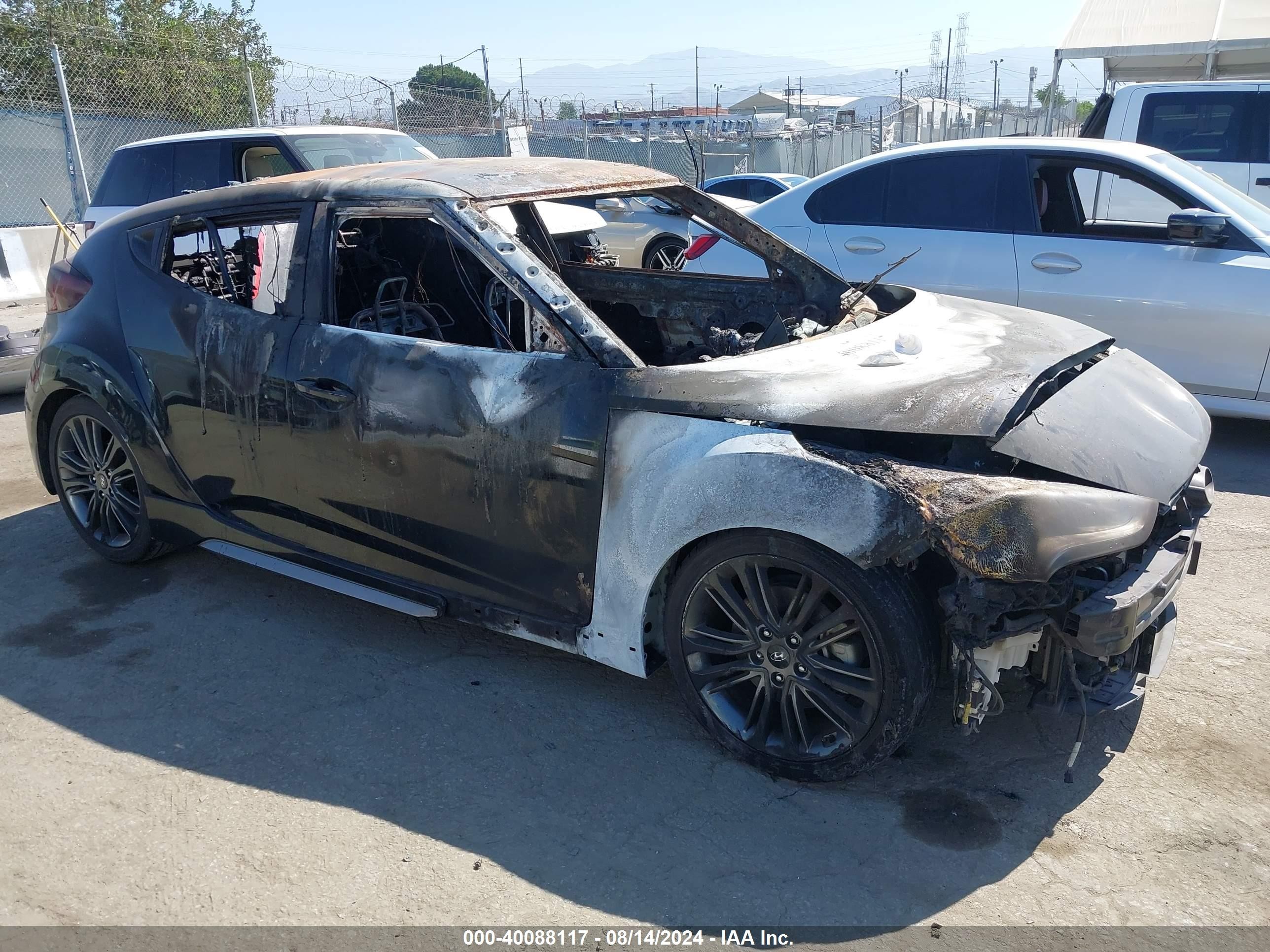 2016 Hyundai Veloster Turbo, VIN KMHTC6AE2GU291956 — Engine fire