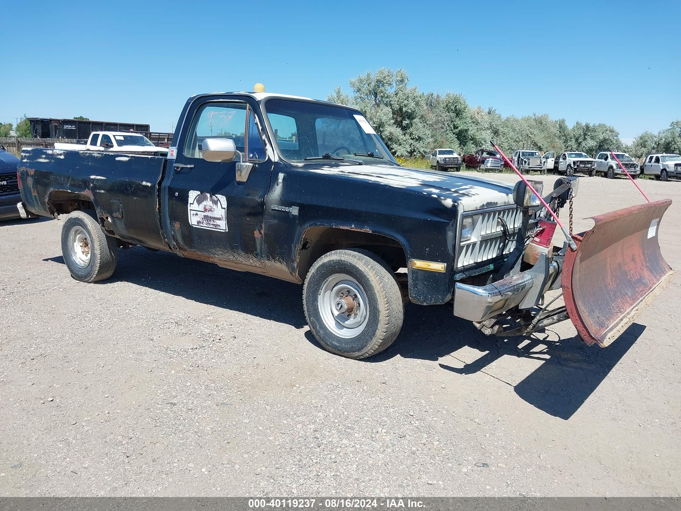 1982 GMC Sierra 2500, VIN 1GTGK24MXCJ505091 — Electrical
