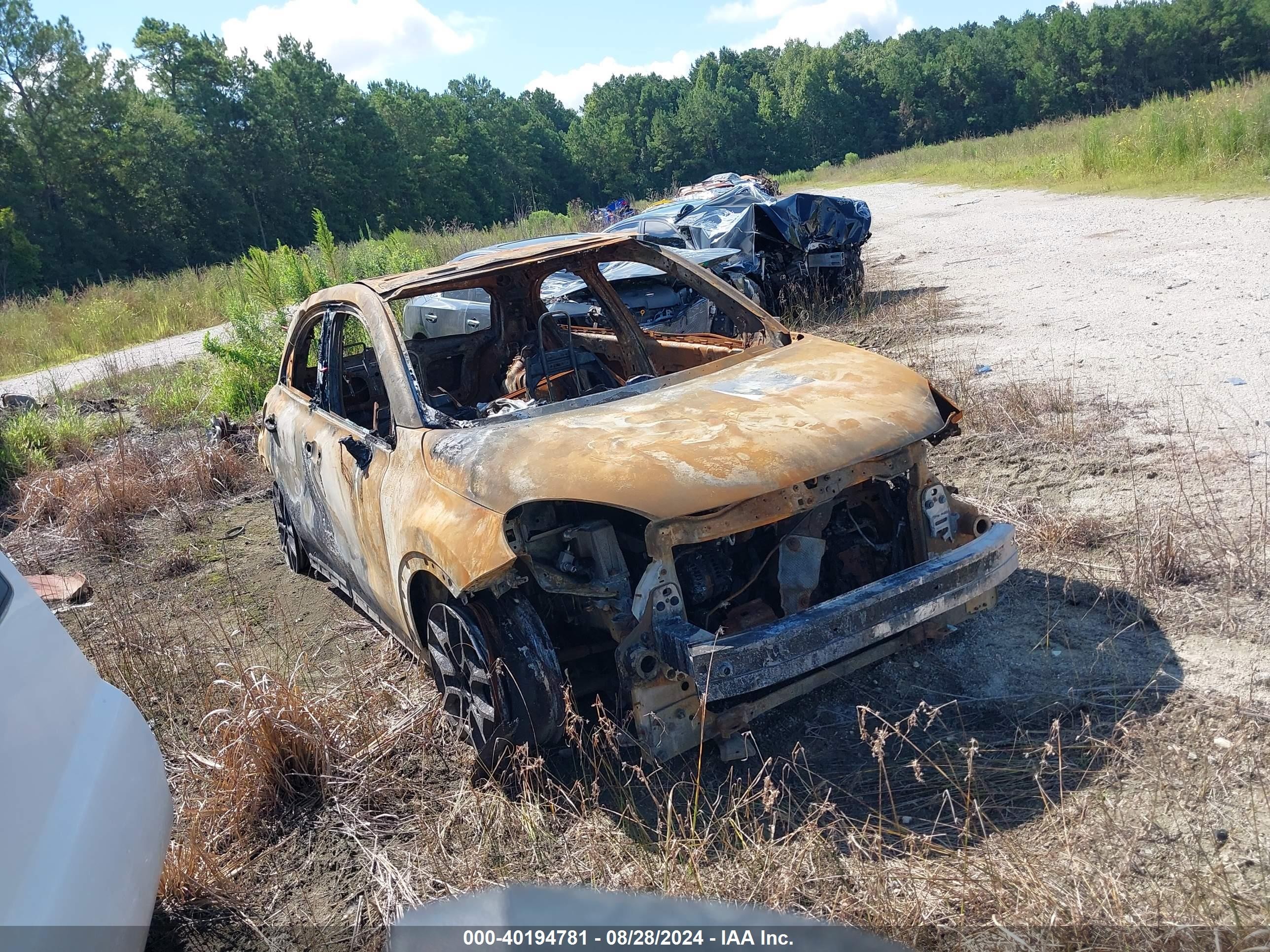 2019 FIAT 500X Trekking Plus, VIN ZFBNFYD1XKP773285 — Burn
