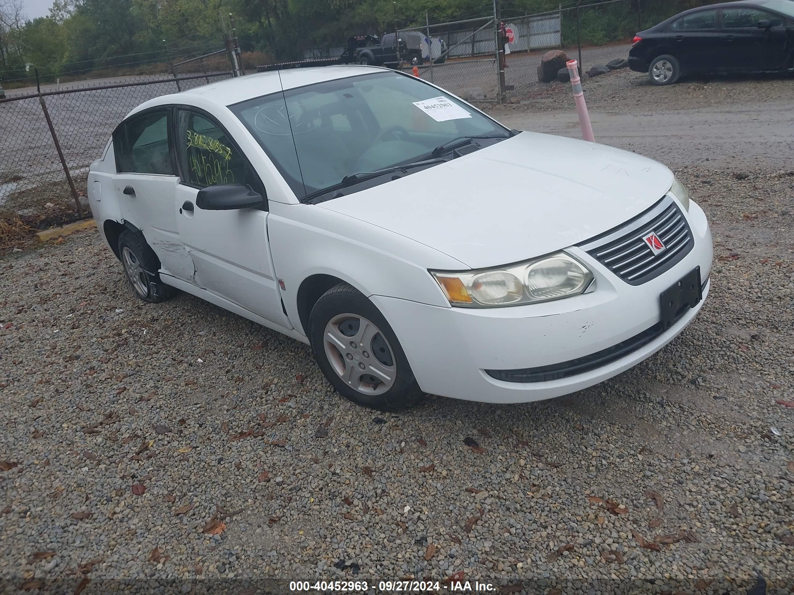 2005 Saturn ION ION 1, VIN 1G8AG52F75Z141515 — Side