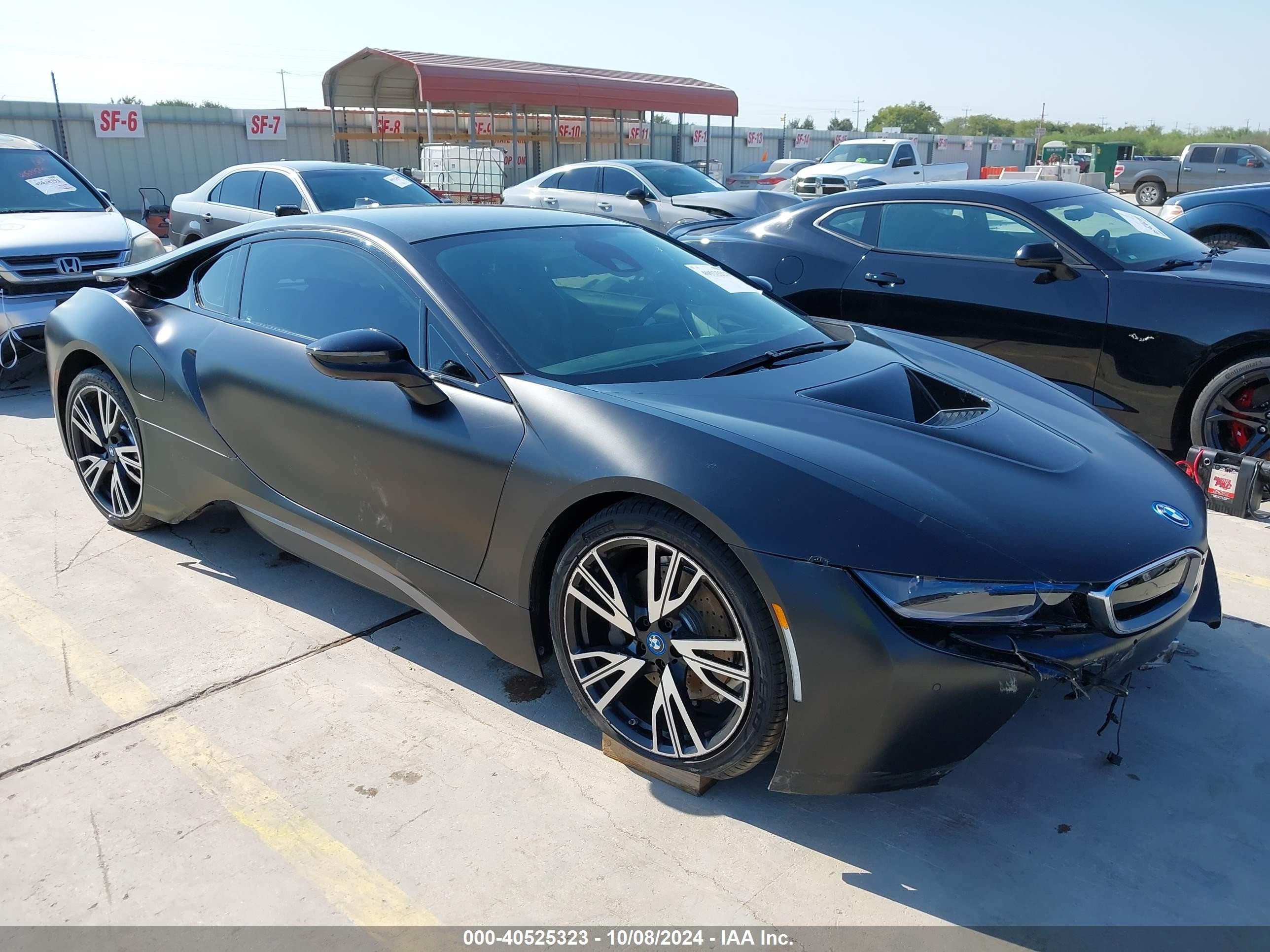 2017 BMW i8, VIN WBY2Z2C36HV676644 — Front end
