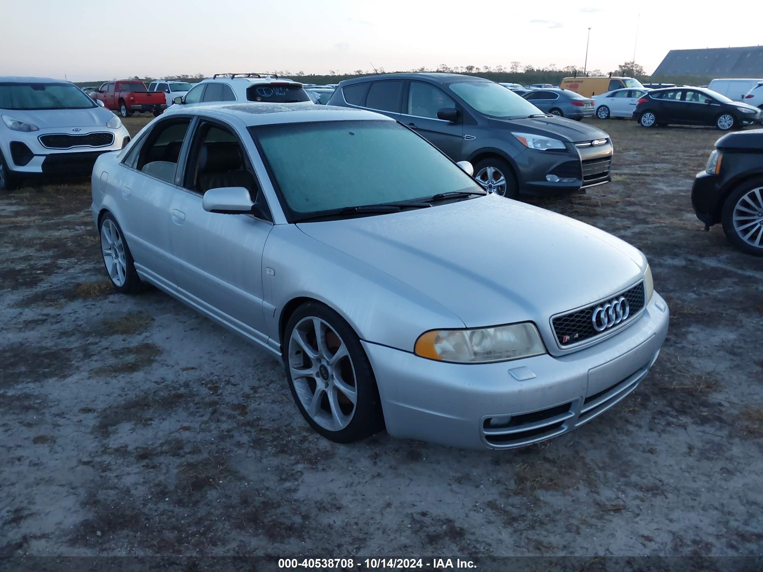 2001 Audi S4, VIN WAURD68D41A106482 — Вода / потоп