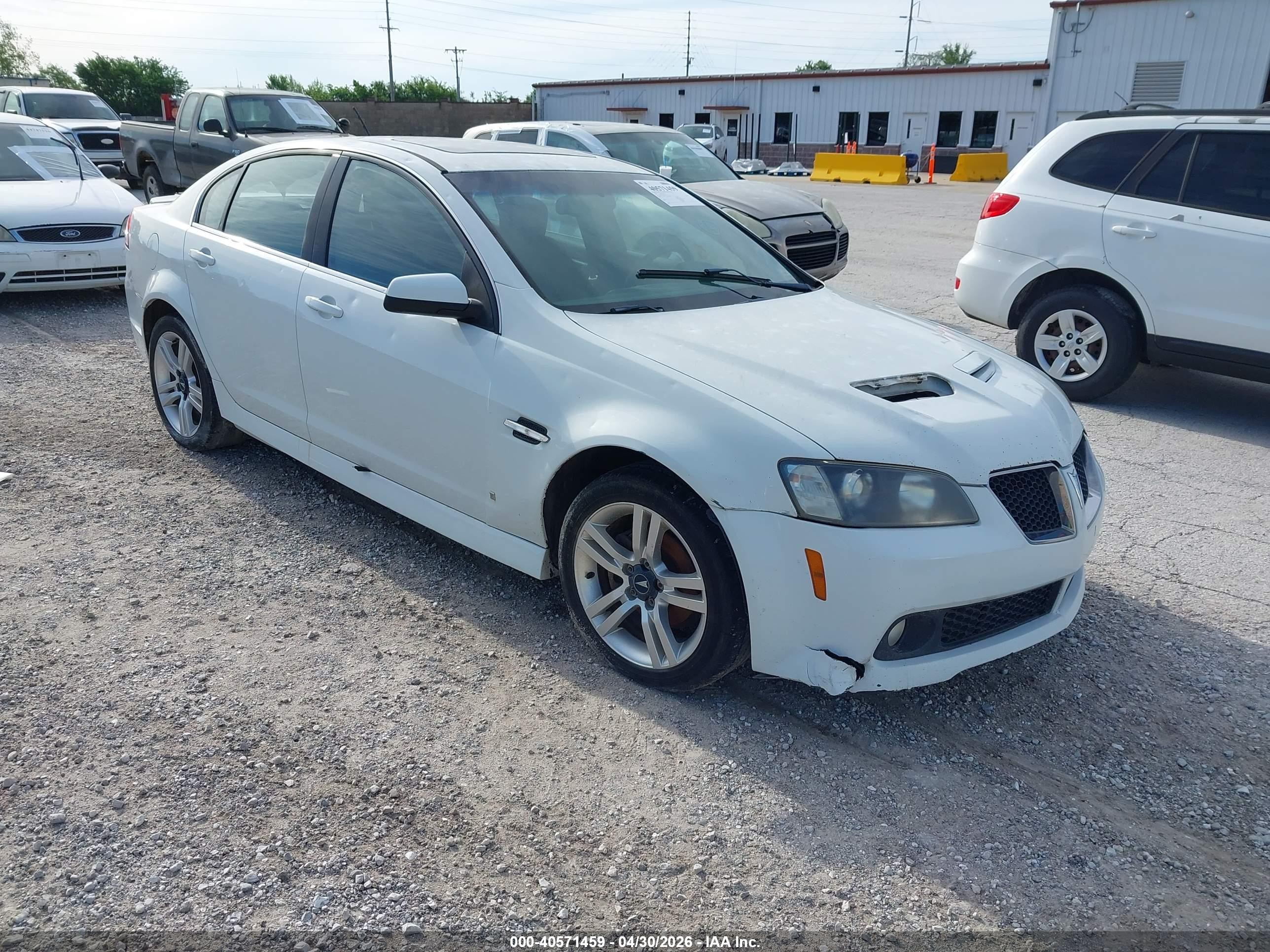 2009 Pontiac G8, VIN 6G2ER57729L188101 — Repossession