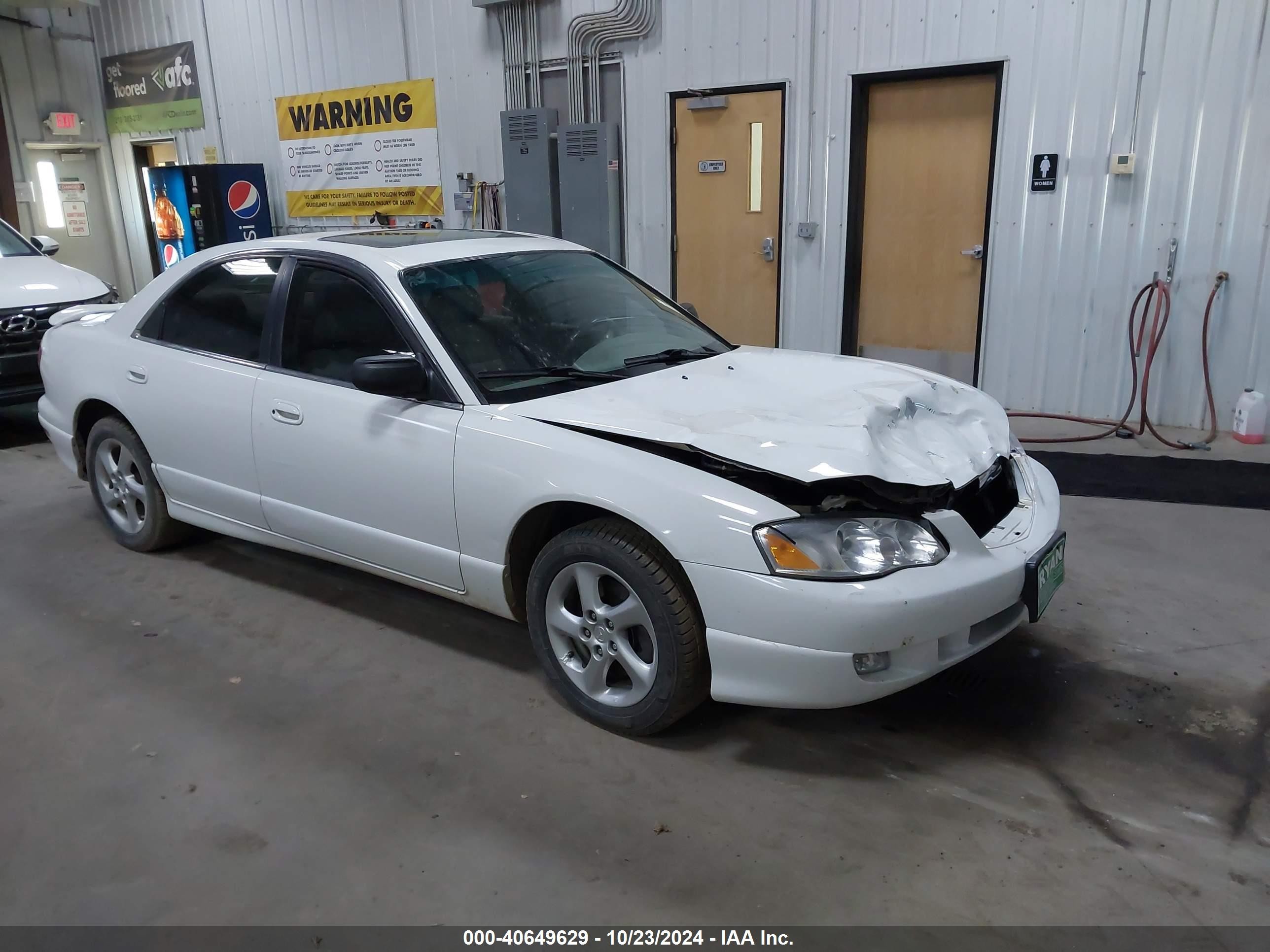 2002 Mazda Millenia P, VIN JM1TA221121726040 — Front end