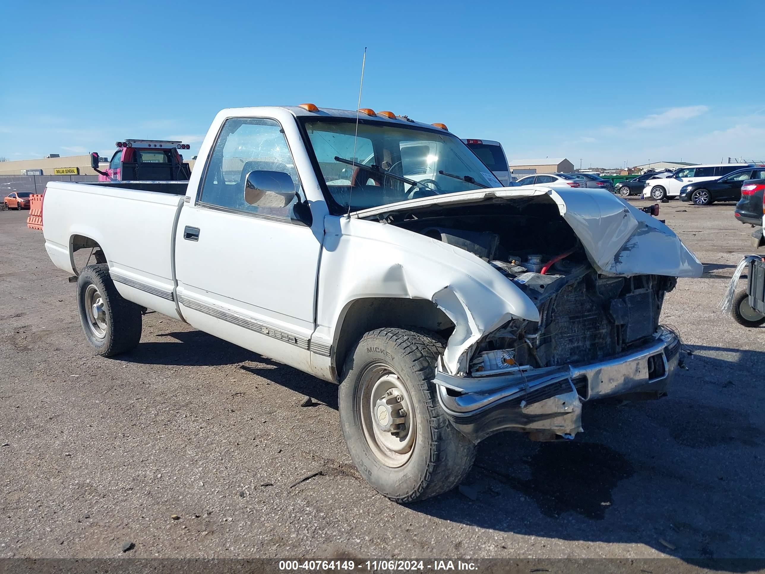 1992 Chevrolet Silverado 2500, VIN 1GCGC24F9NE187054 — All over