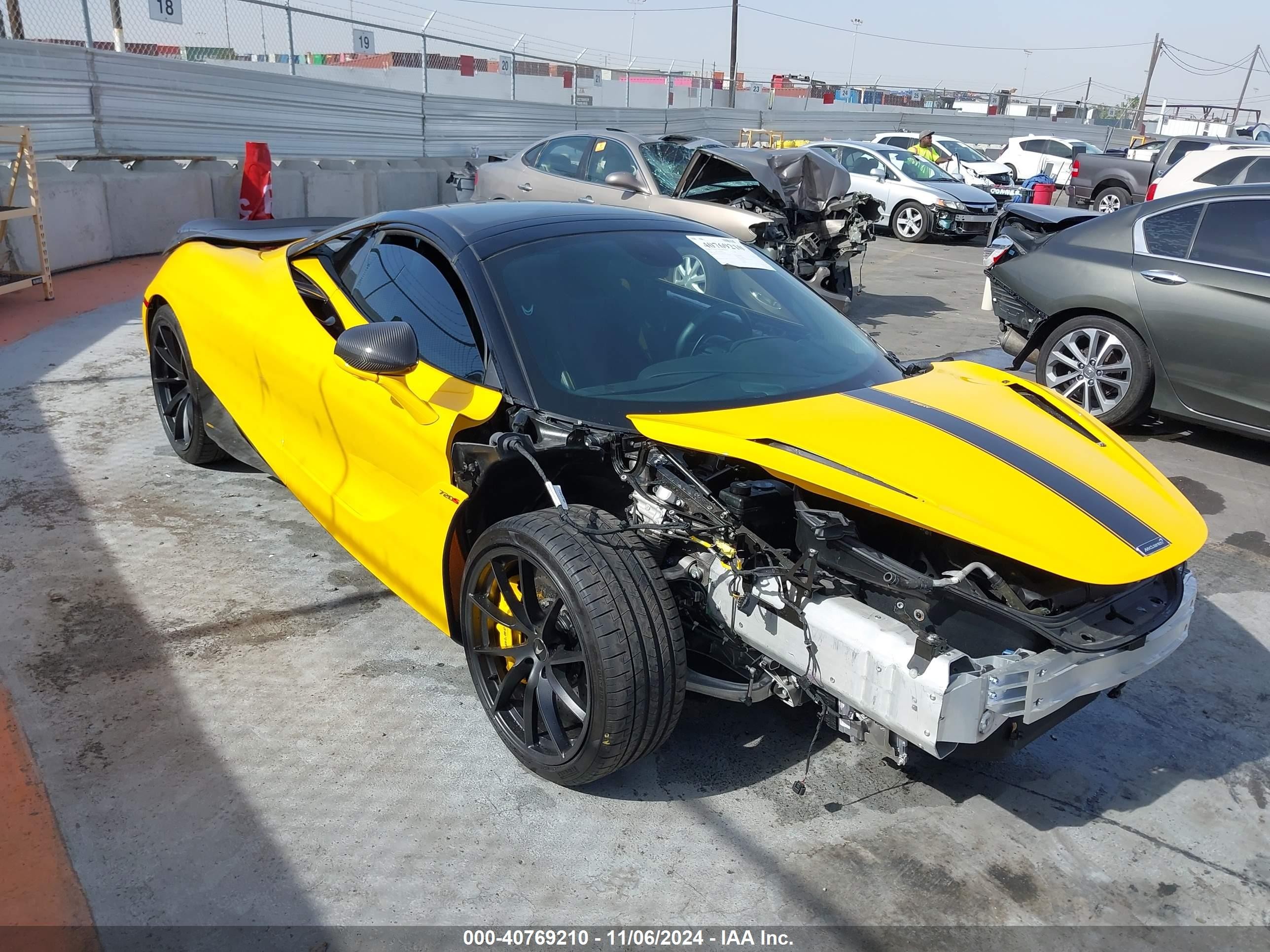2022 McLaren 720S, VIN SBM14FCA3NW006984 — Front end
