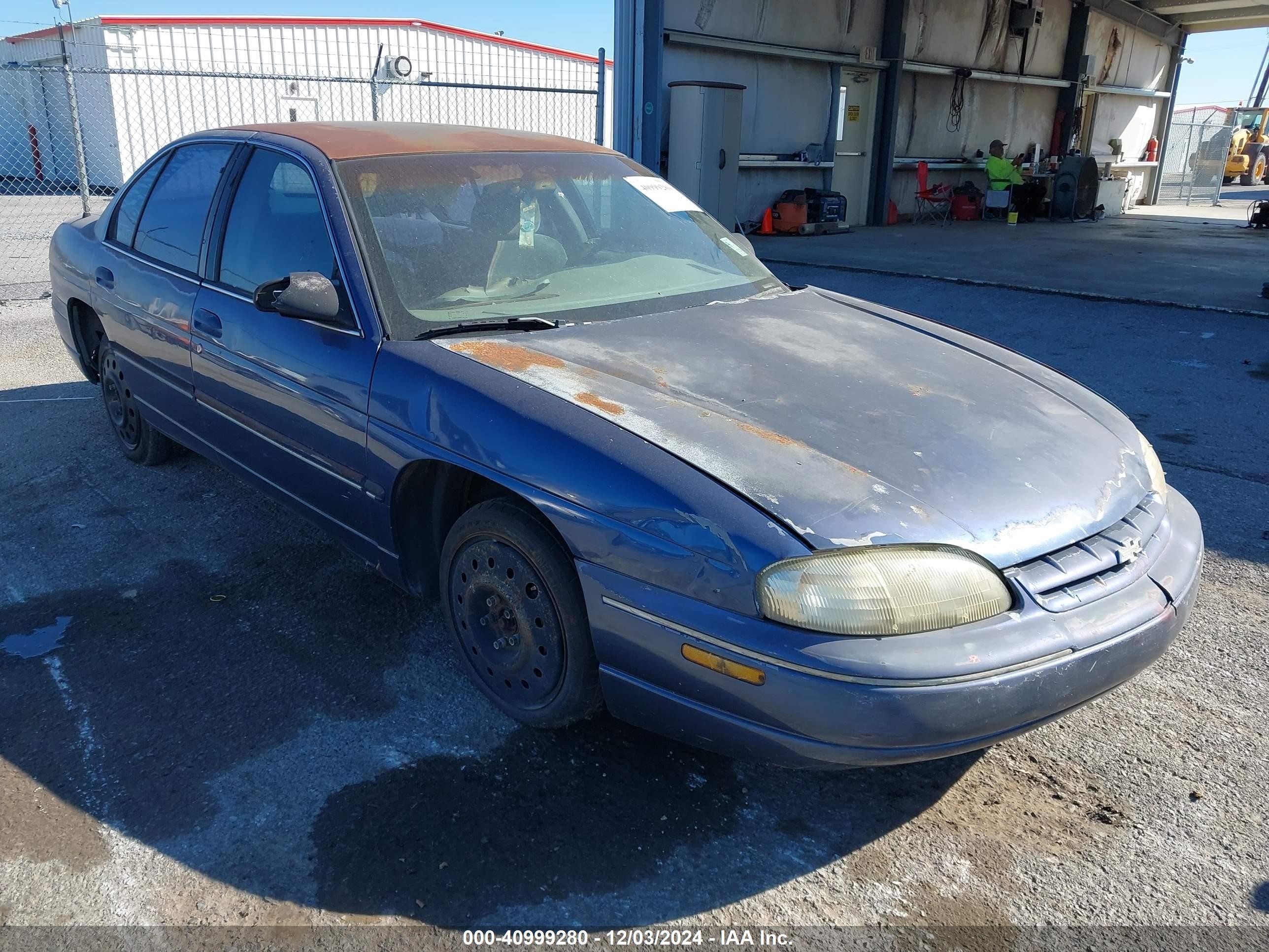 1996 Chevrolet Lumina, VIN 2G1WL52M3T9113992 — Front end
