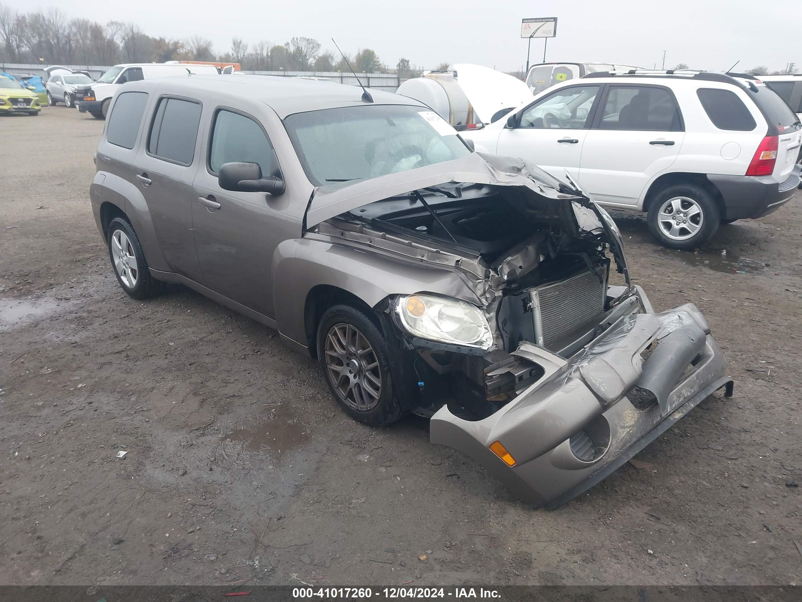 2011 Chevrolet HHR LS, VIN 3GNBAAFW5BS553088 — Front end