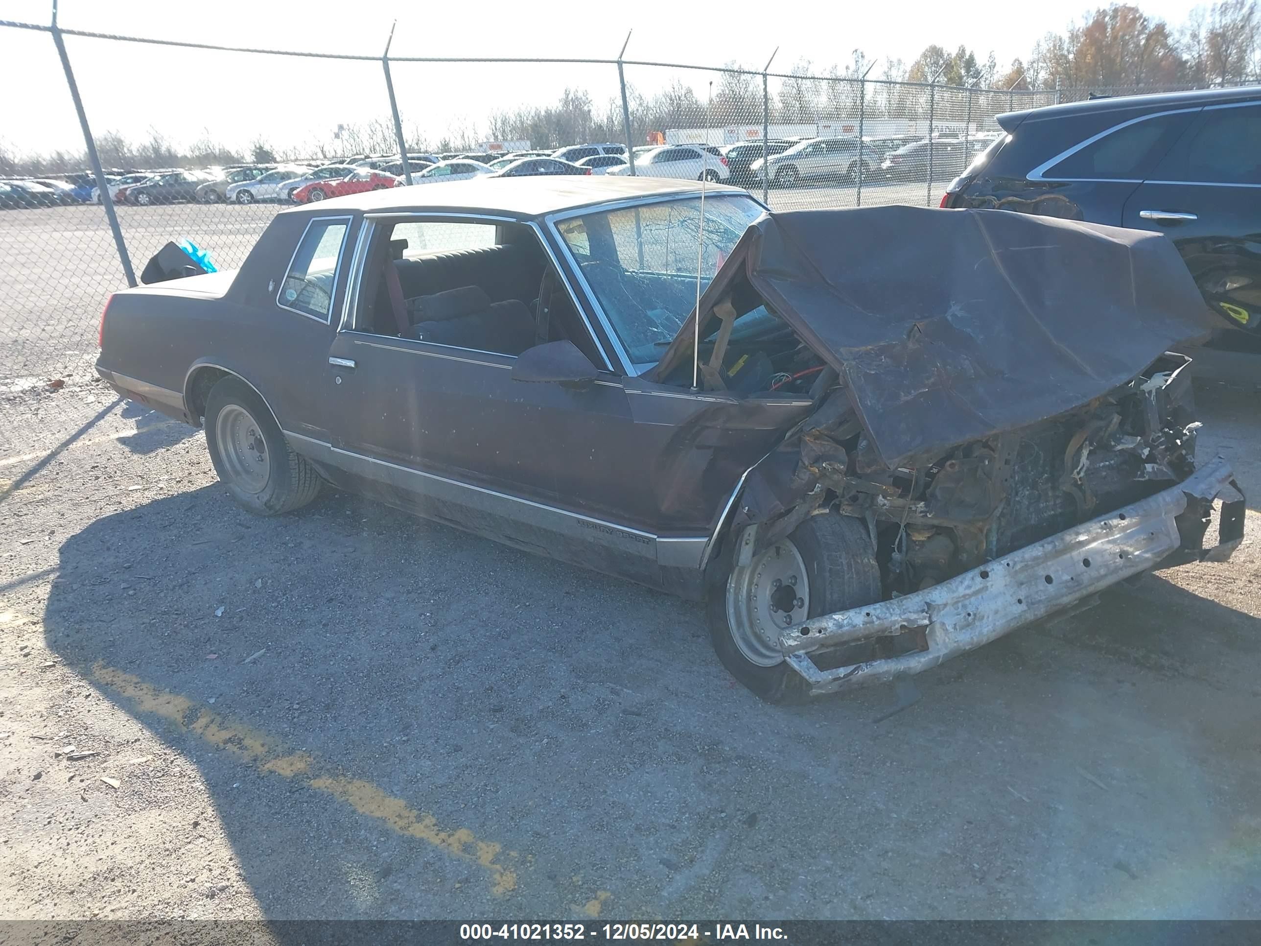 1986 Chevrolet Monte Carlo Sport SS, VIN 1G1GZ37H8GR161373 — Front end