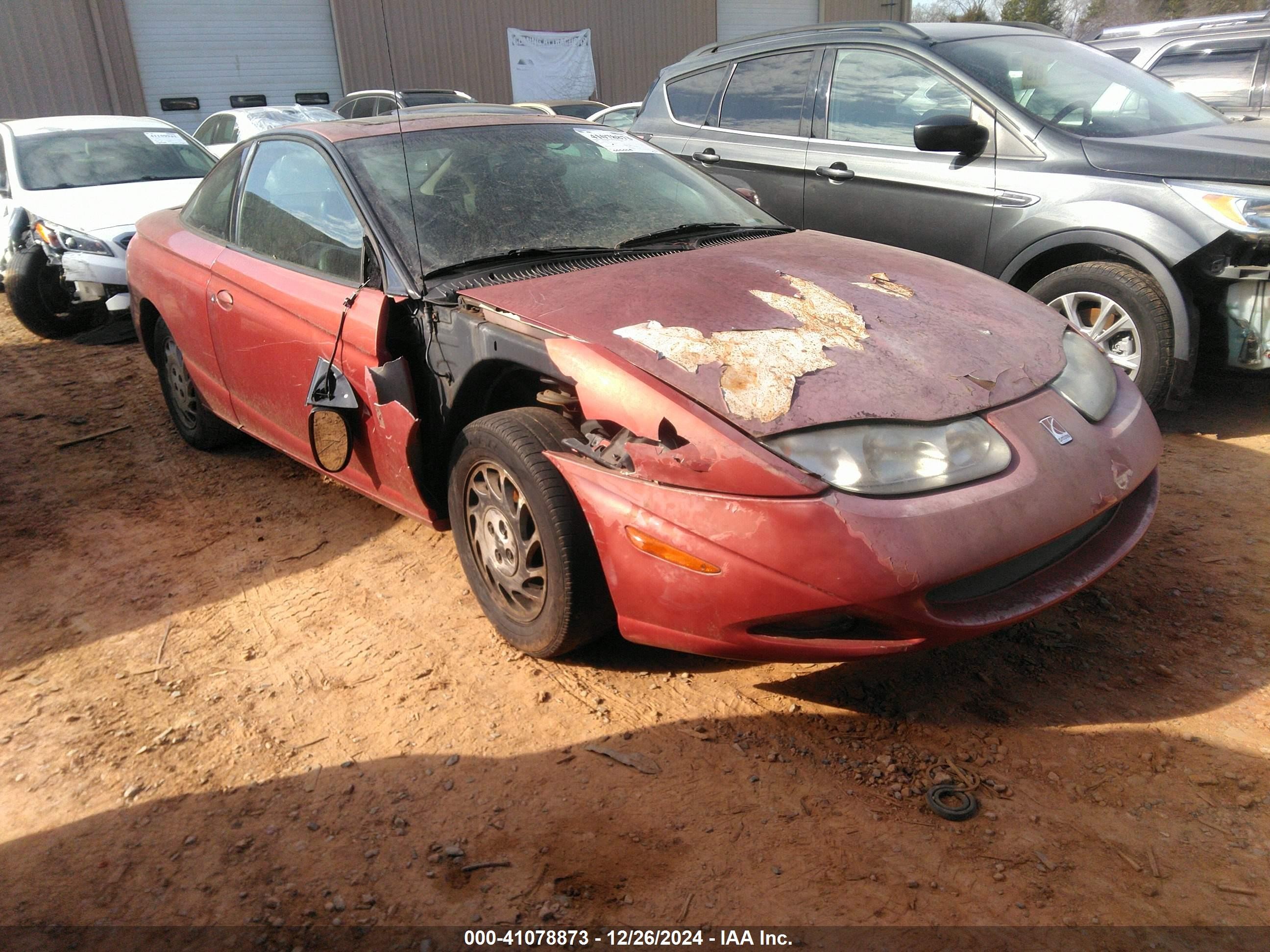 2002 Saturn SC, VIN 1G8ZY12742Z163324 — Перед
