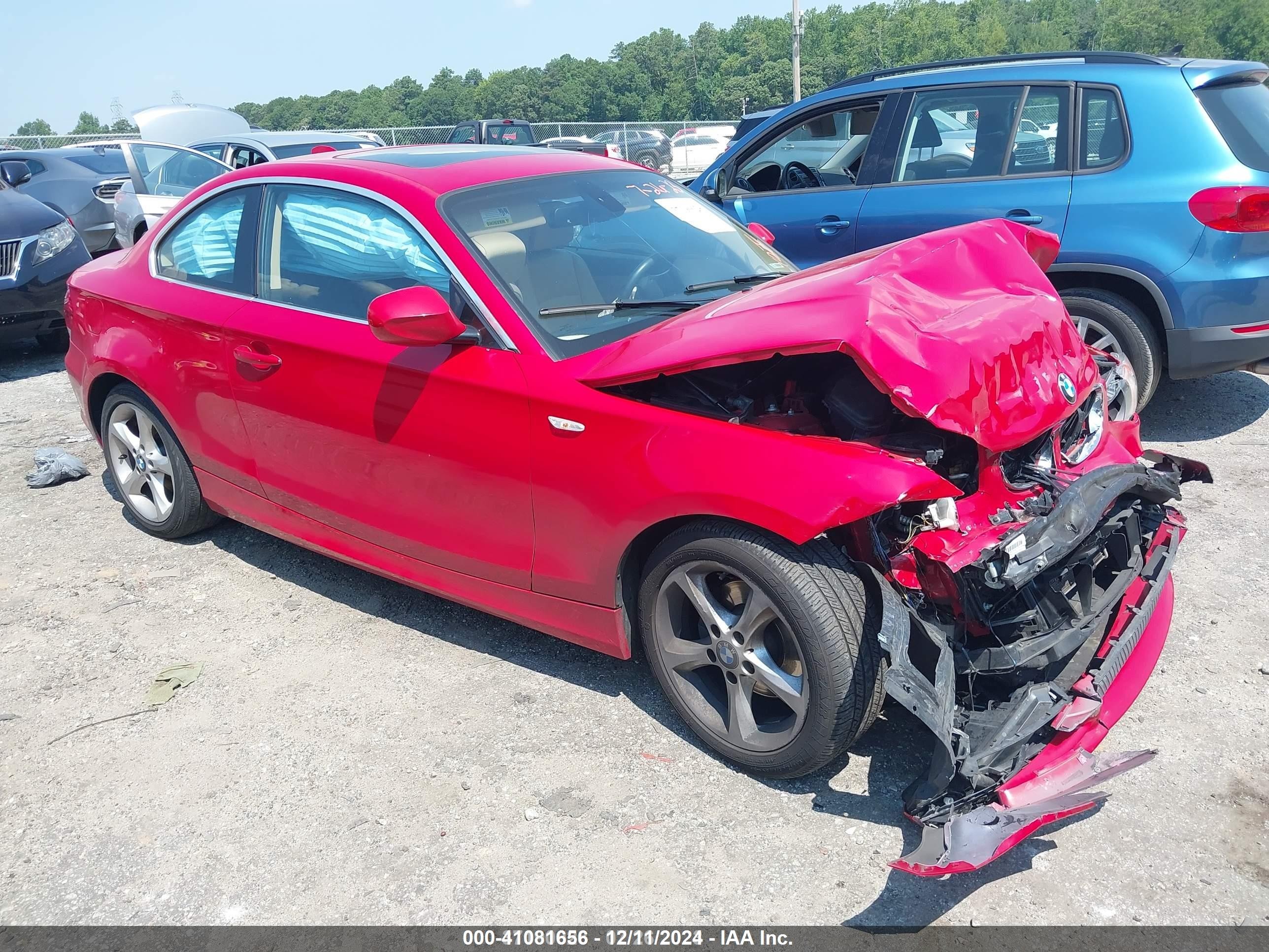 2011 BMW 1 Series 128i, VIN WBAUP7C55BVK78733 — Front end