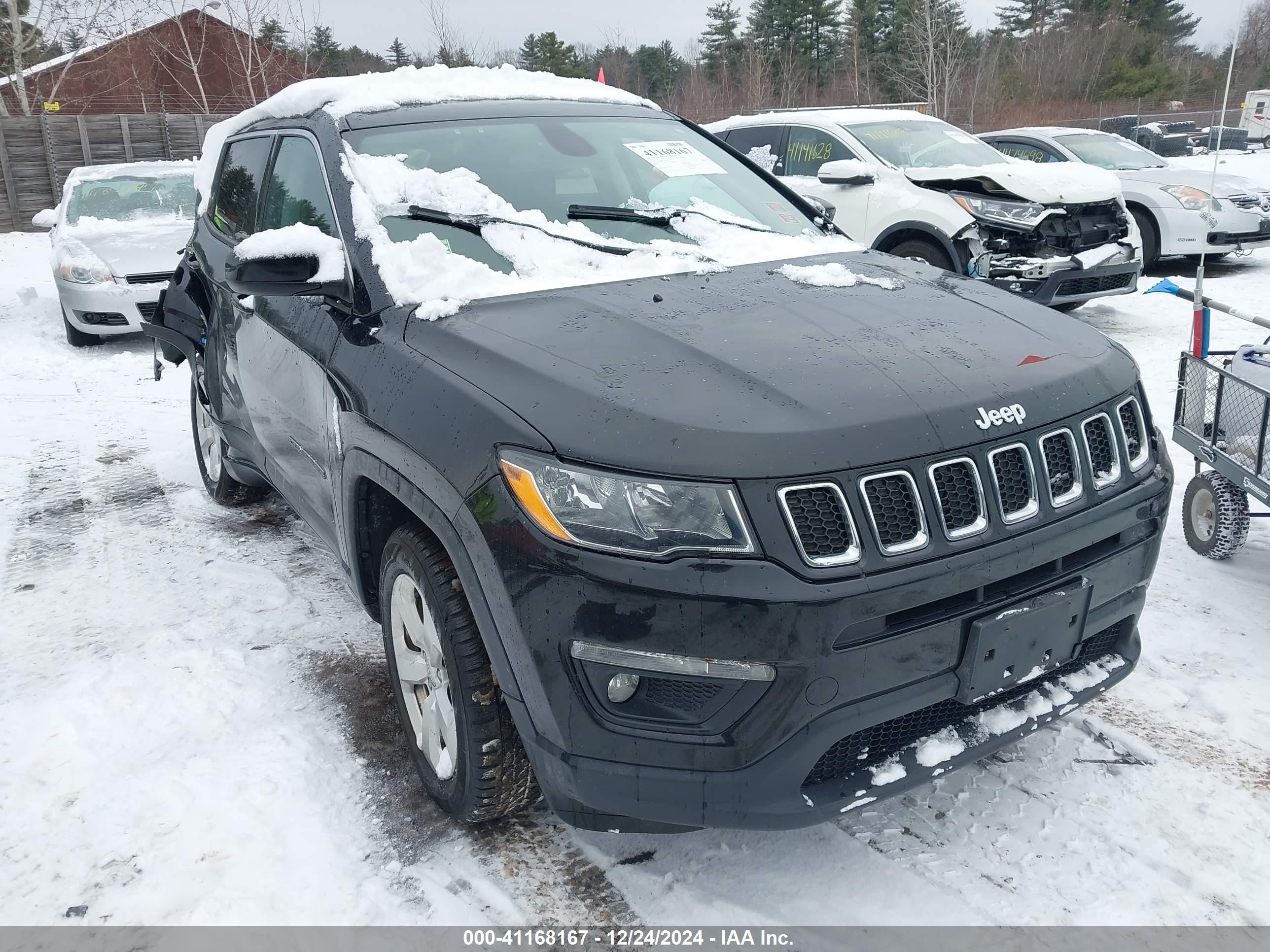 2020 Jeep Compass Latitude, VIN 3C4NJDBB3LT160583 — Rear end