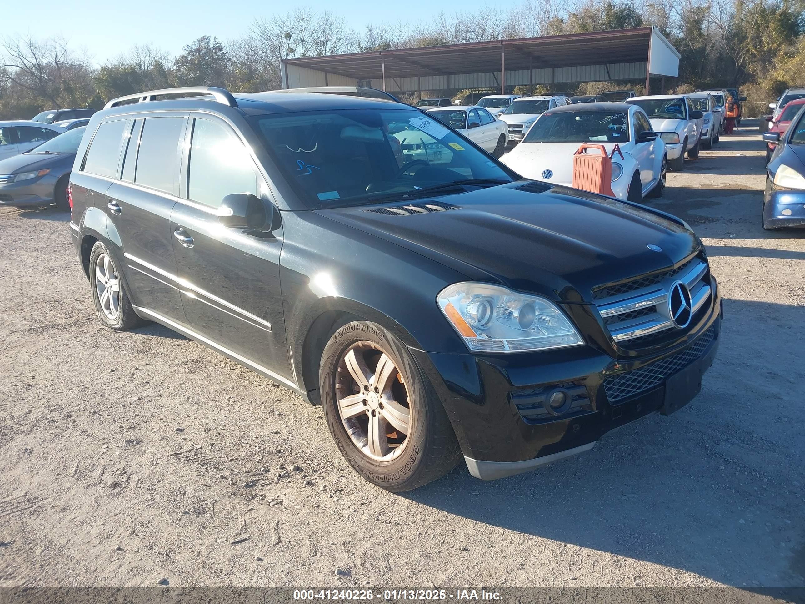 2007 Mercedes-Benz GL 450, VIN 4JGBF71E97A220277 — Side