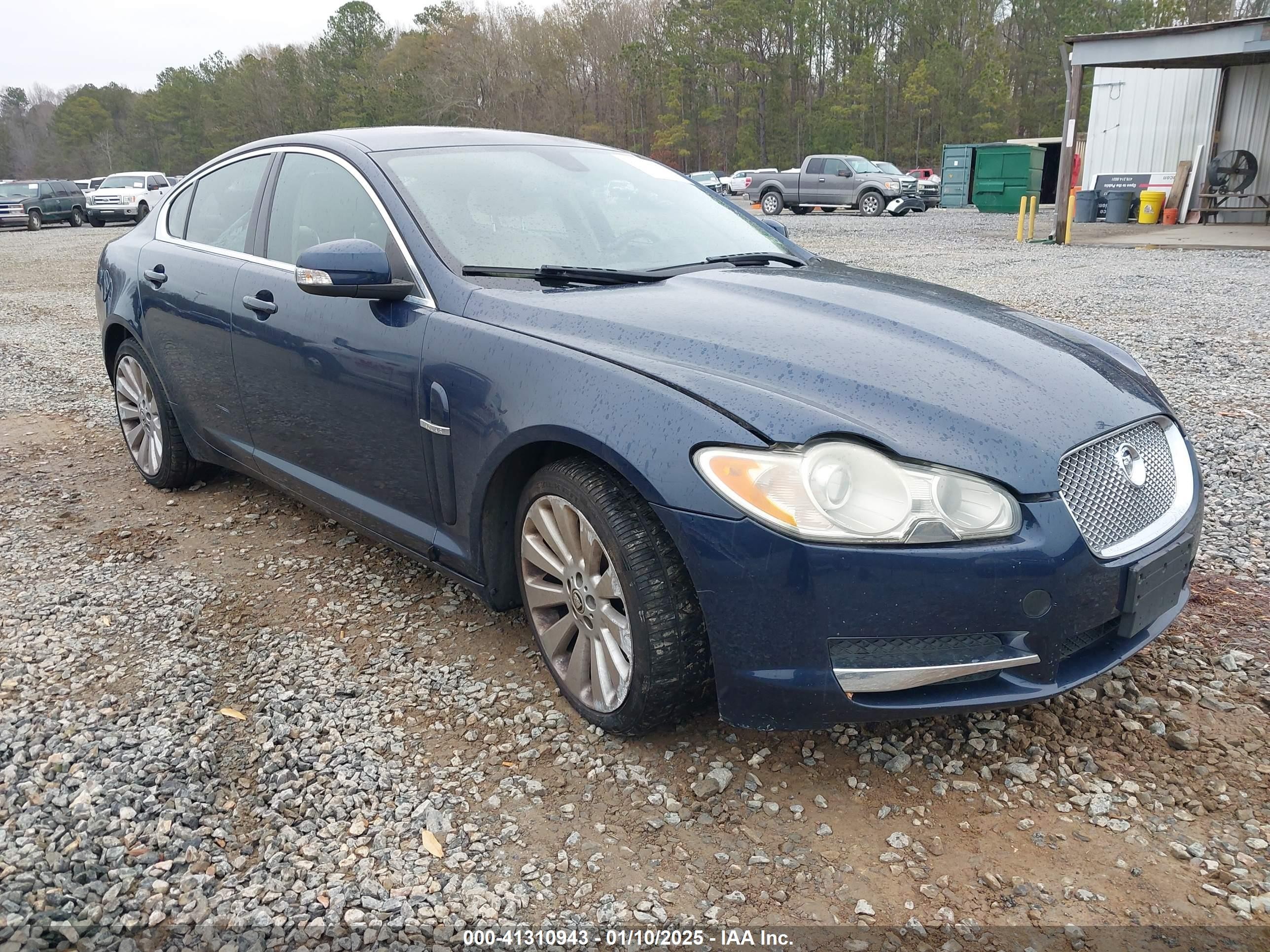 2009 Jaguar XF Luxury, VIN SAJWA05B99HR33753 — Изъятие за долги