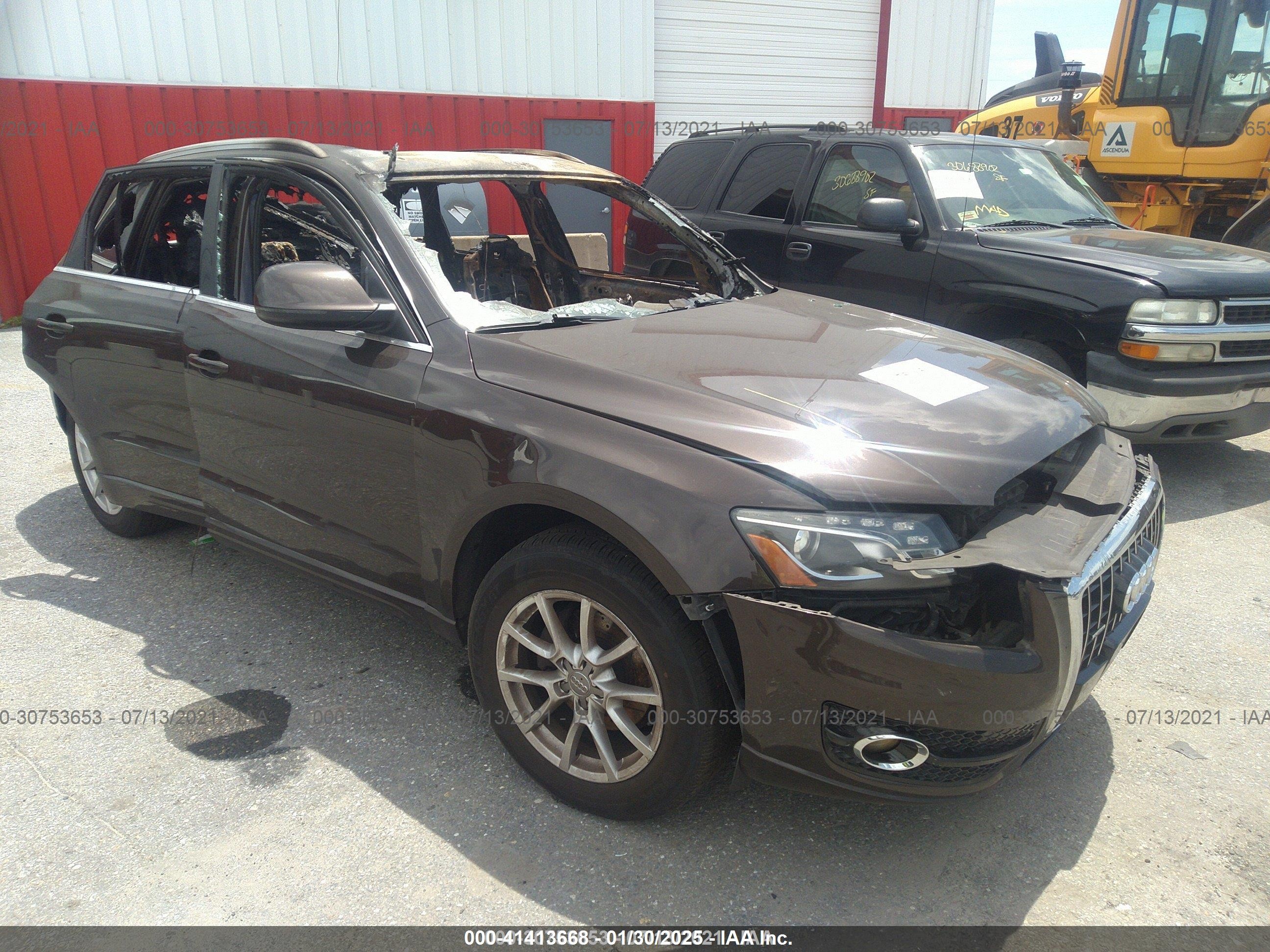 2012 Audi Q5 Premium Plus, VIN WA1LFAFP0CA091611 — Пожар в салоне
