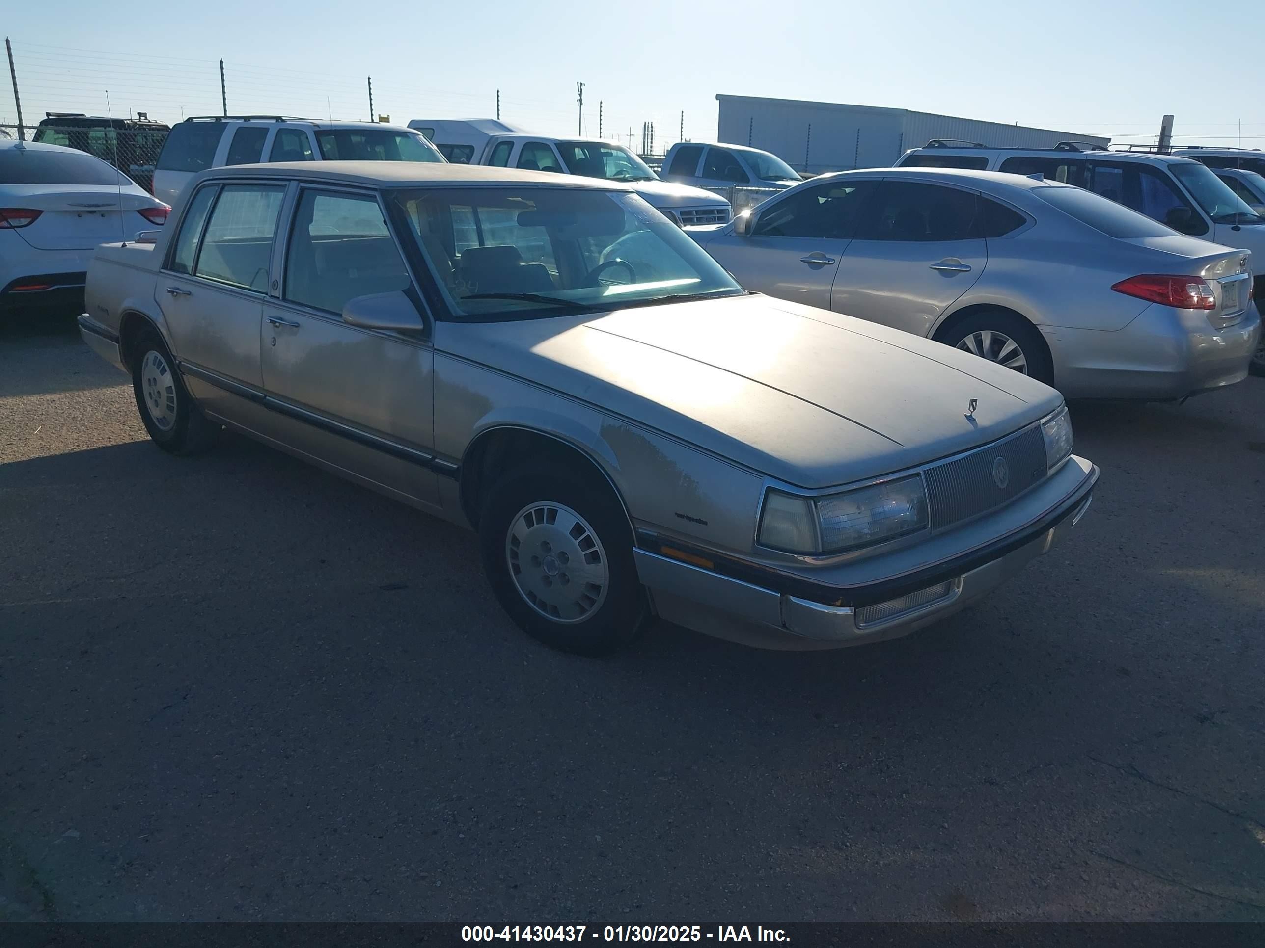 1988 Buick Electra, VIN 1G4CX51CXJ1632252 — Front end