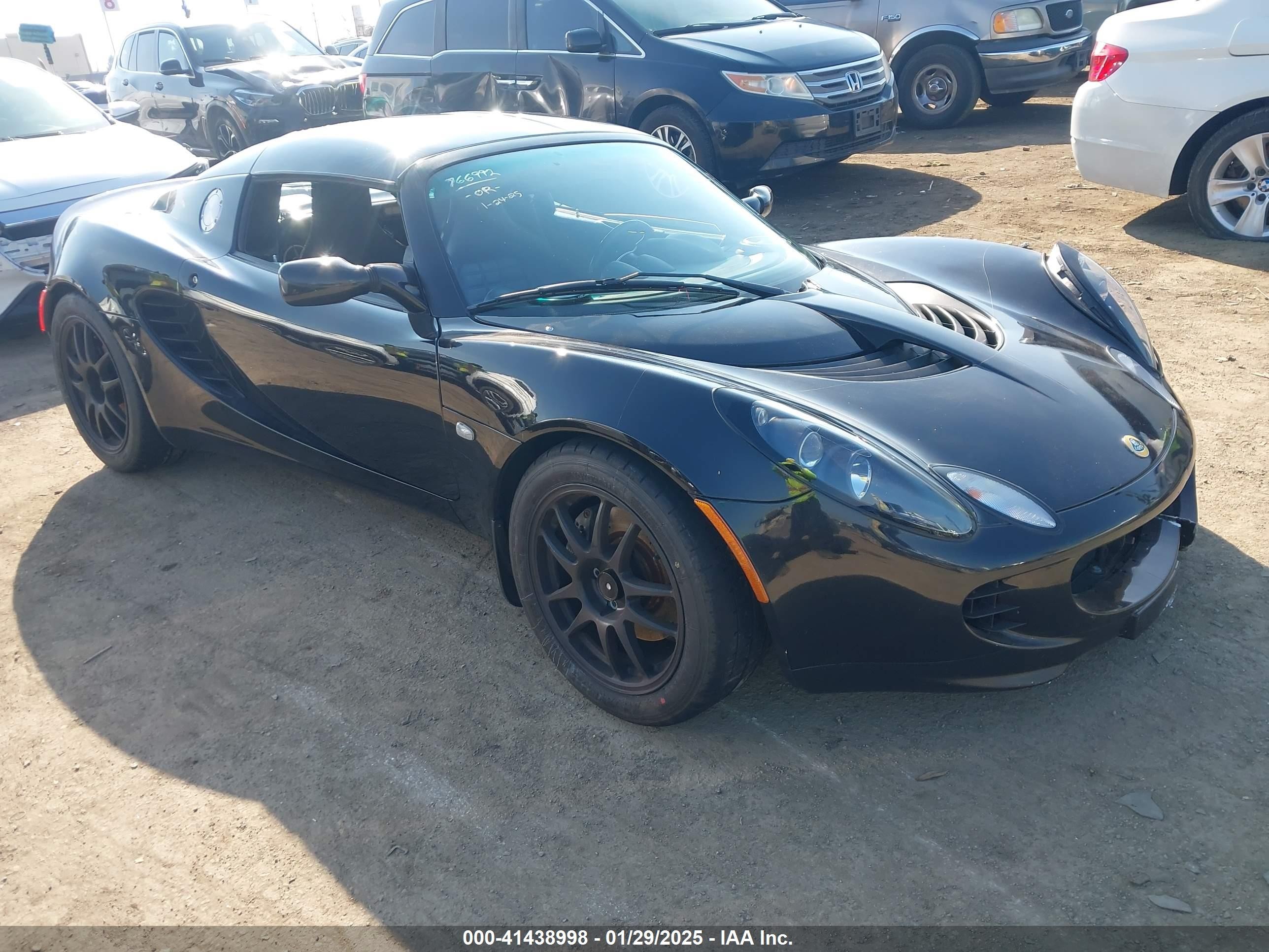 2007 Lotus Elise, VIN SCCPC11167HL32585 — Зад