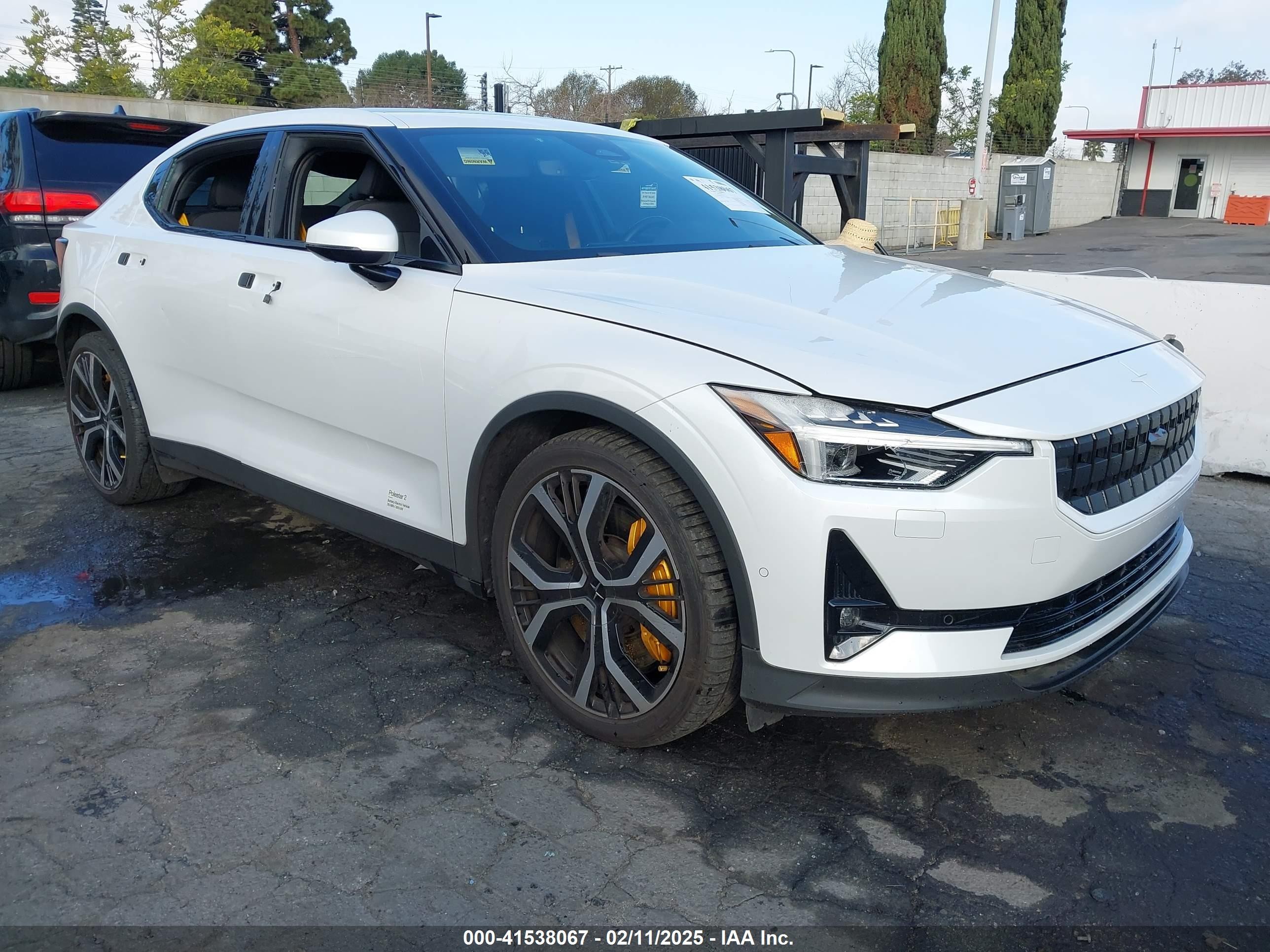 2021 Polestar 2 Launch Edition, VIN LPSED3KA8ML017658 — Вандализм