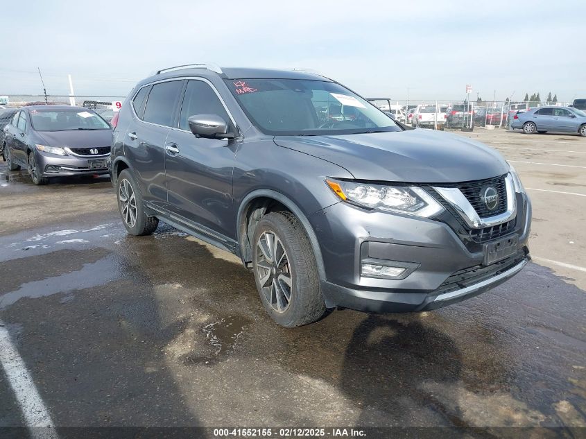2018 Nissan Rogue SV, VIN JN8AT2MV3JW352120 — Side