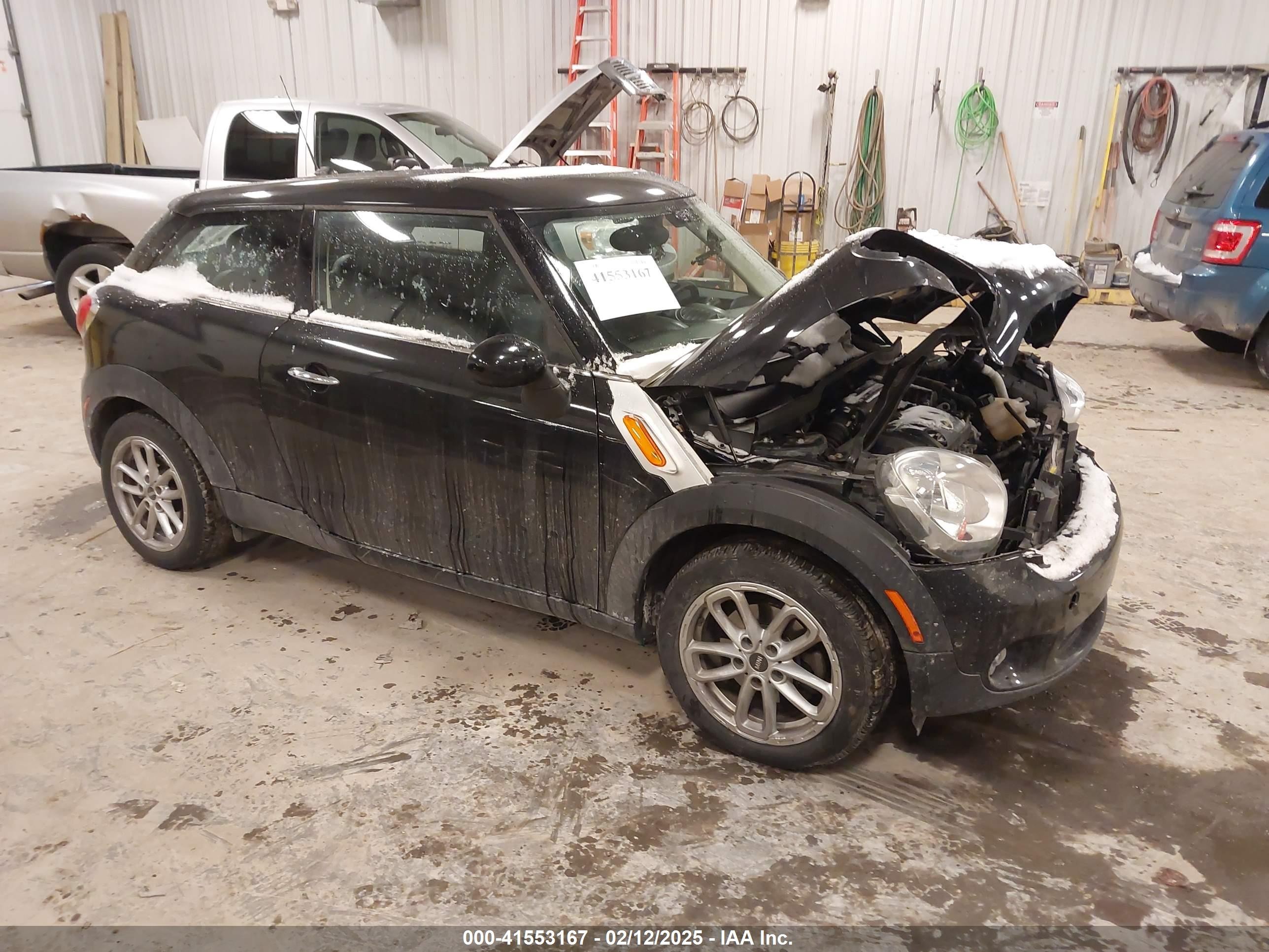 2015 MINI Paceman, VIN WMWSS1C57FWN94914 — Перед
