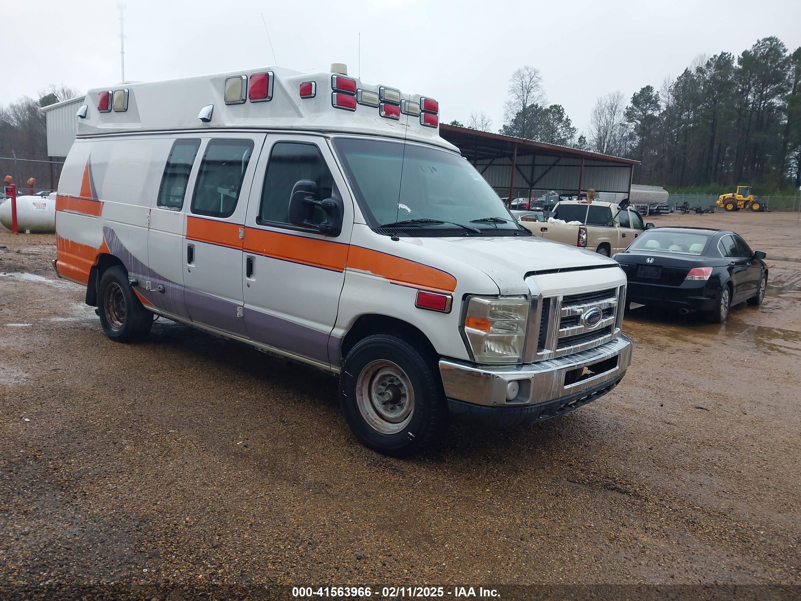 2013 Ford E-Series Commercial, VIN 1FDSS3ES9DDA09286 — Not stated