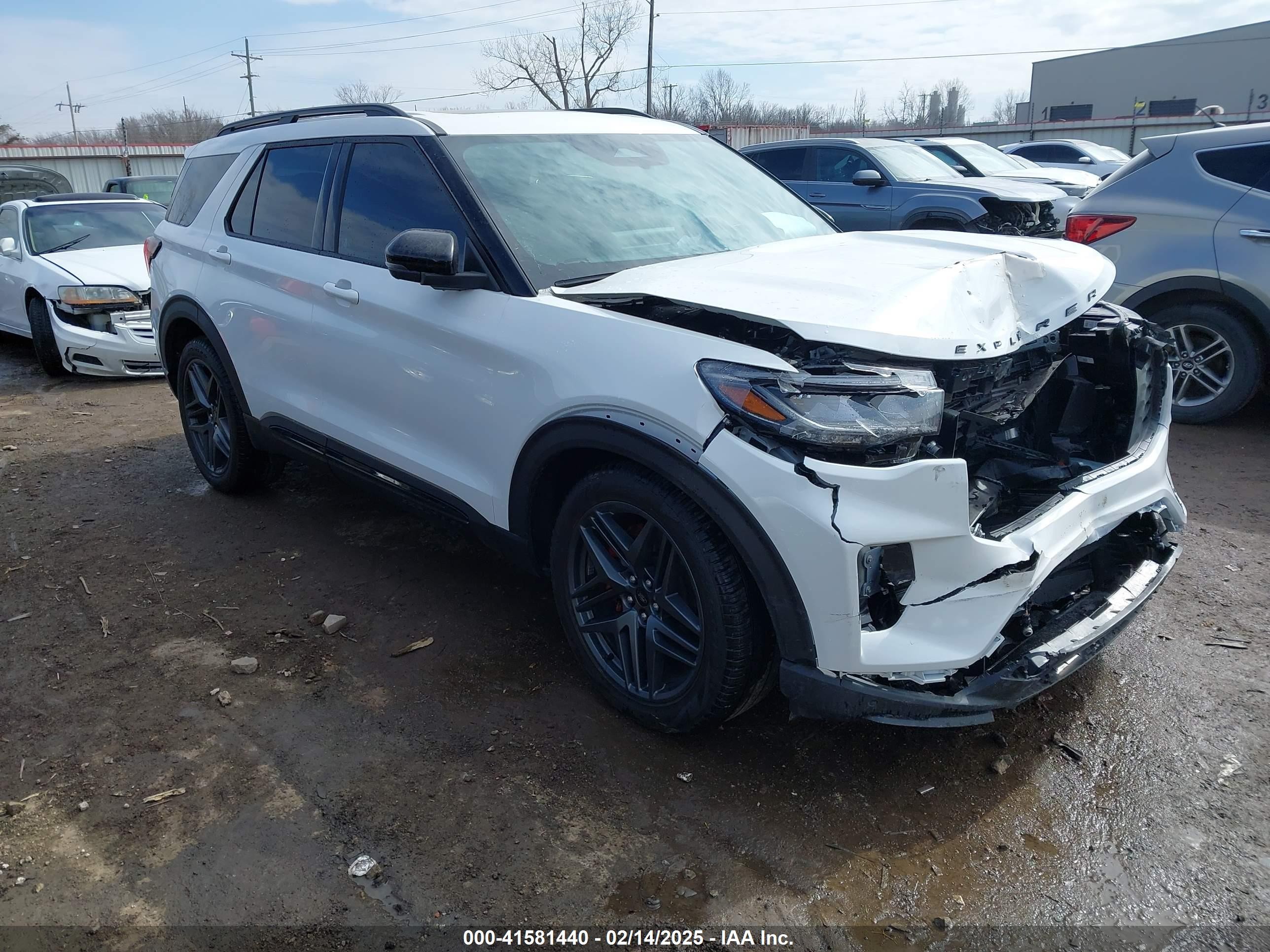2025 Ford Explorer ST, VIN 1FMWK8GC4SGA37674 — Front end