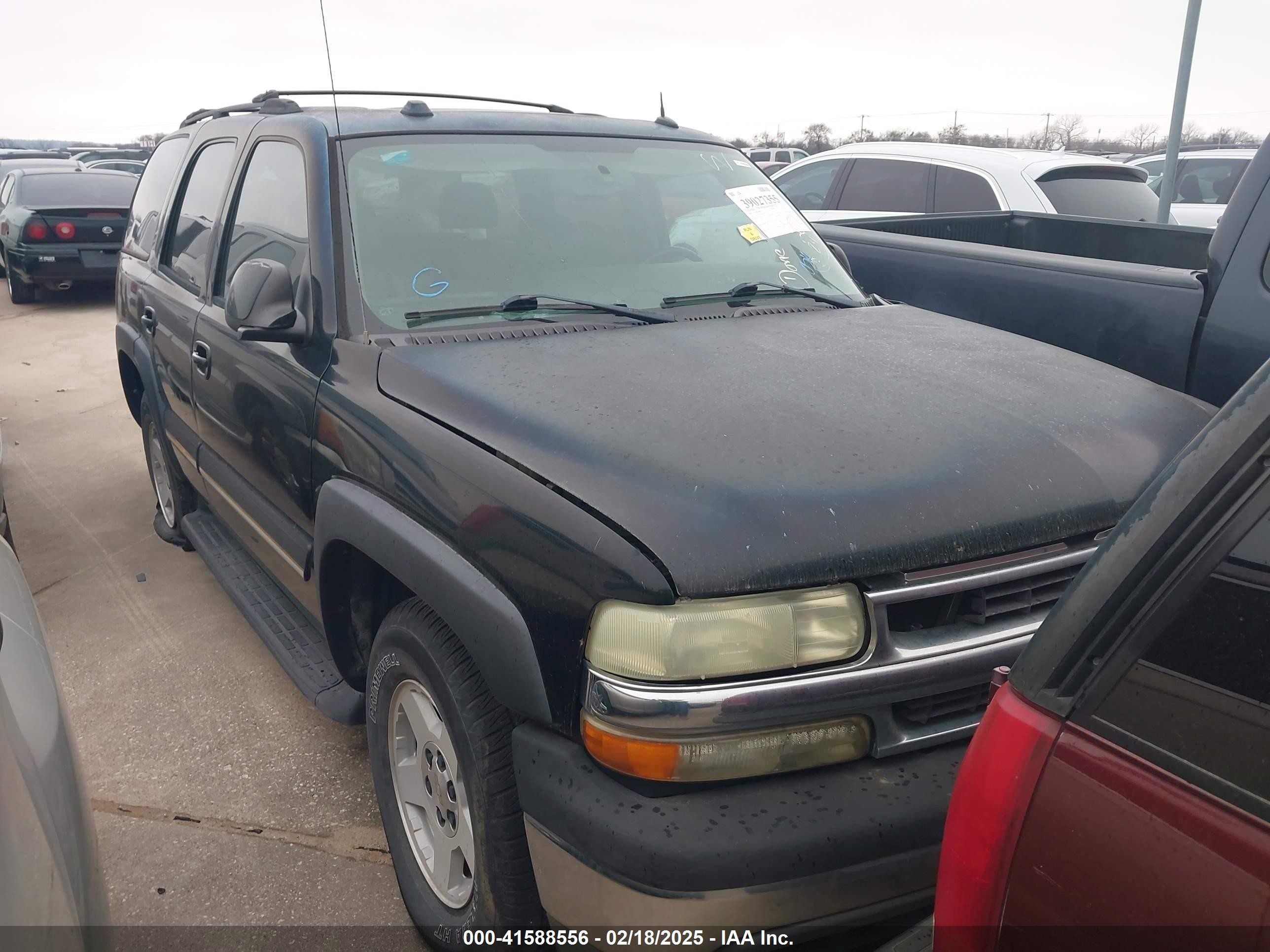 2005 Chevrolet Tahoe LT, VIN 1GNEC13TX5R135215 — Not stated