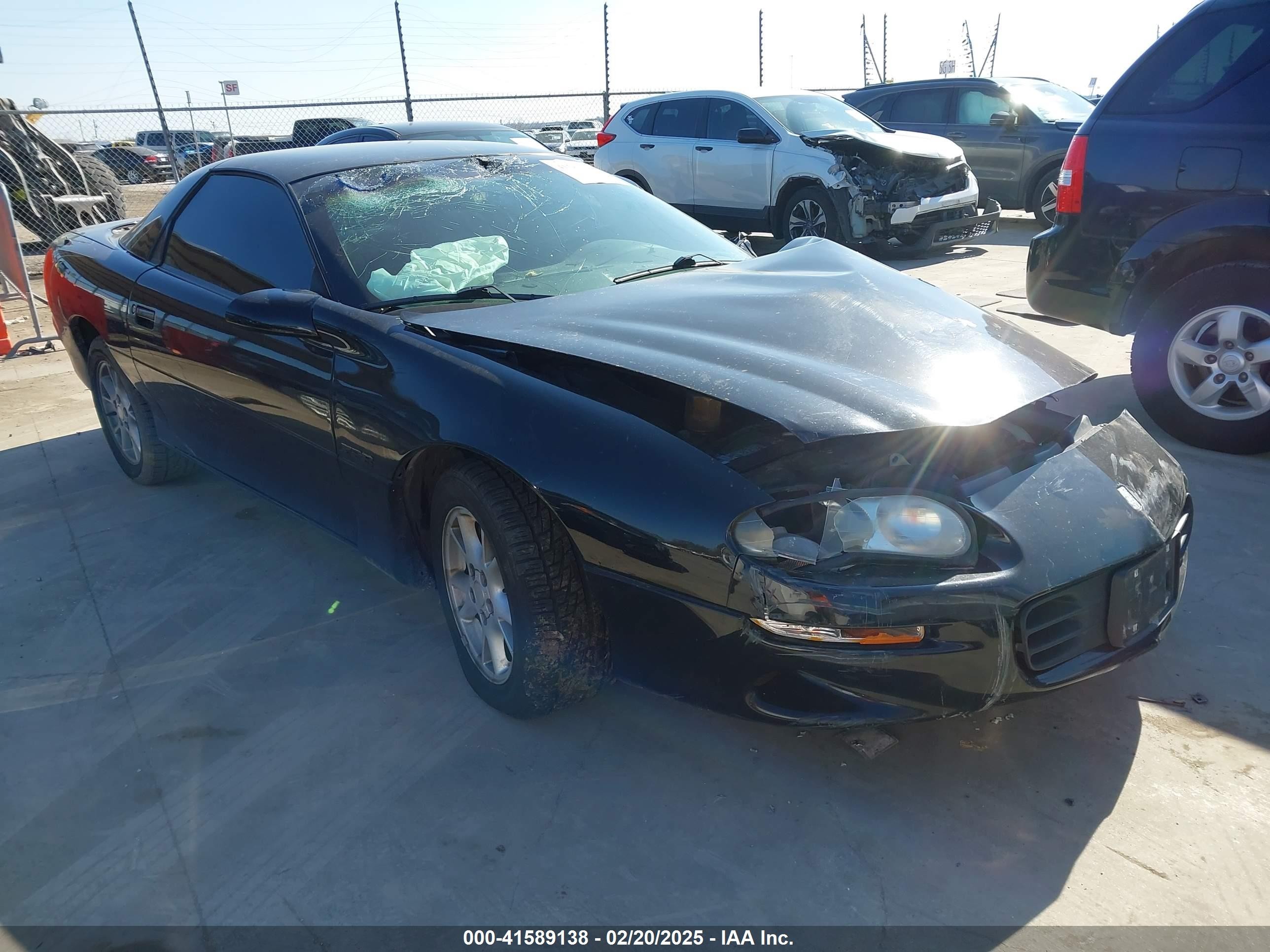 2000 Chevrolet Camaro Z28, VIN 2G1FP22G0Y2106401 — Front end