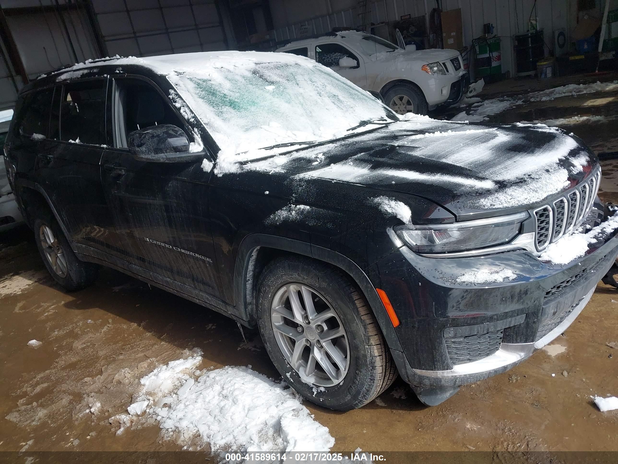 2024 Jeep Grand Cherokee Altitude X, VIN 1C4RJKAG5R8618022 — Front end