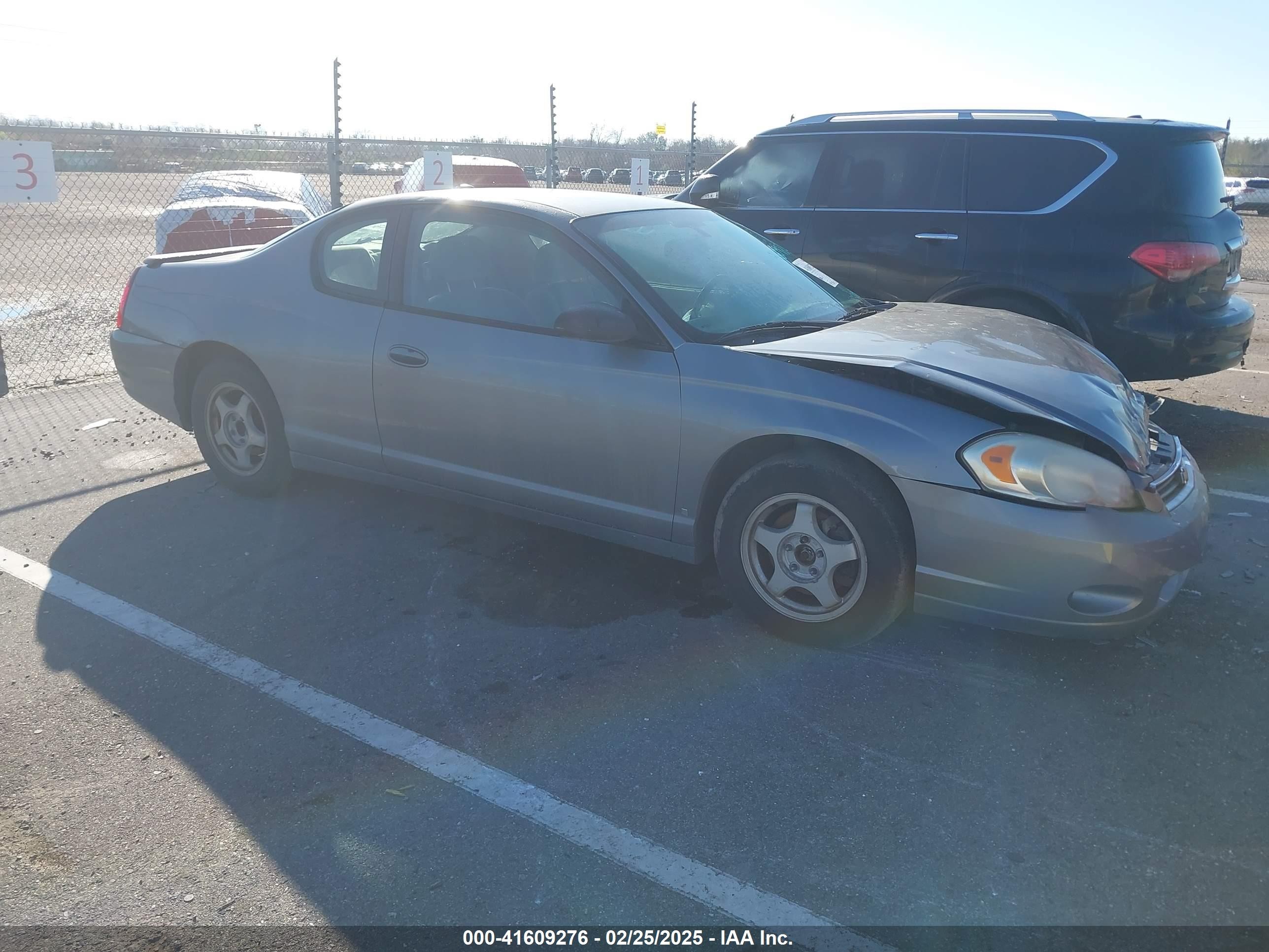 2006 Chevrolet Monte Carlo LT 3.5L, VIN 2G1WM15K269397376 — Front end