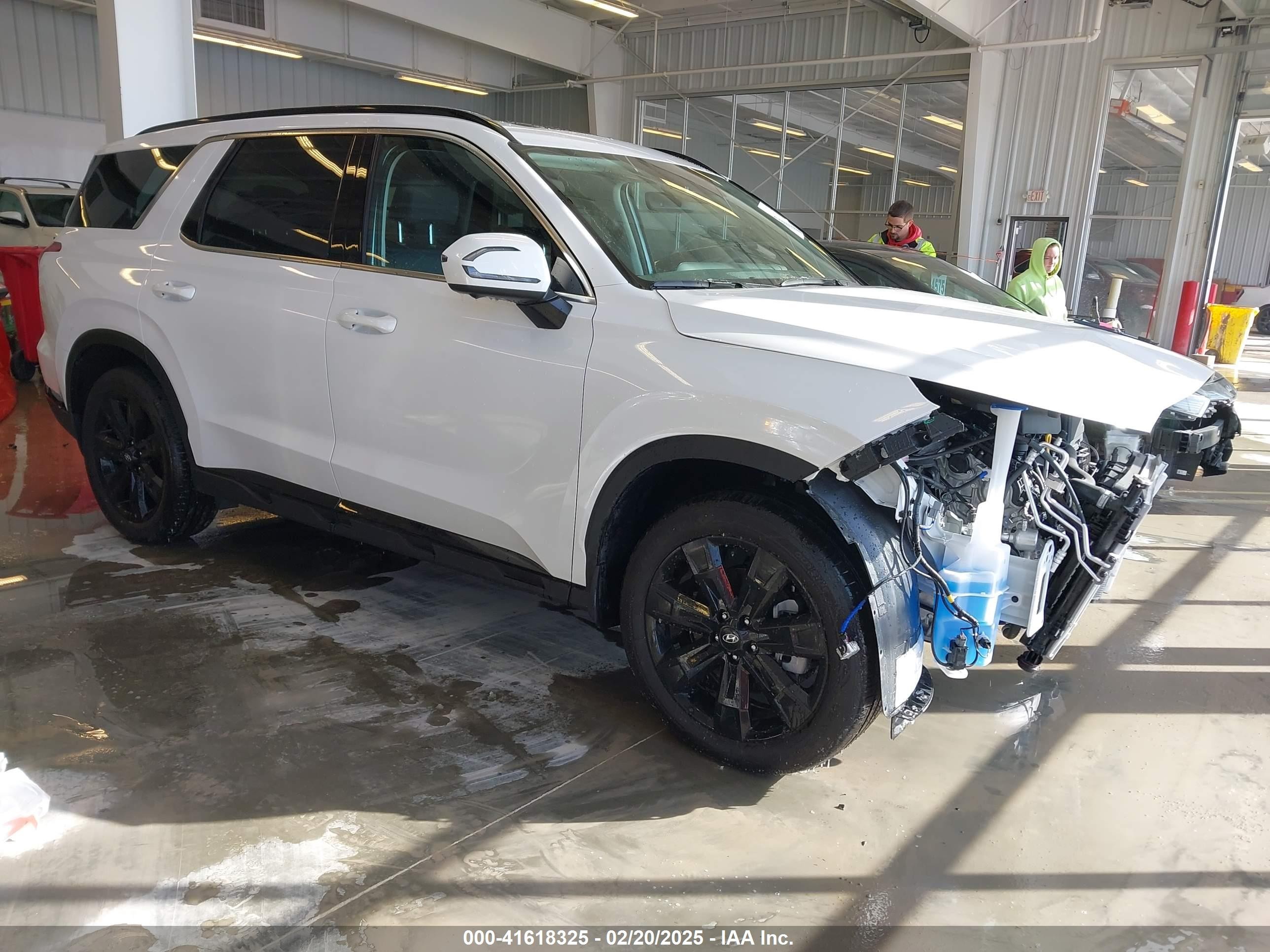 2025 Hyundai Palisade XRT, VIN KM8R3DGE9SU876399 — Перед