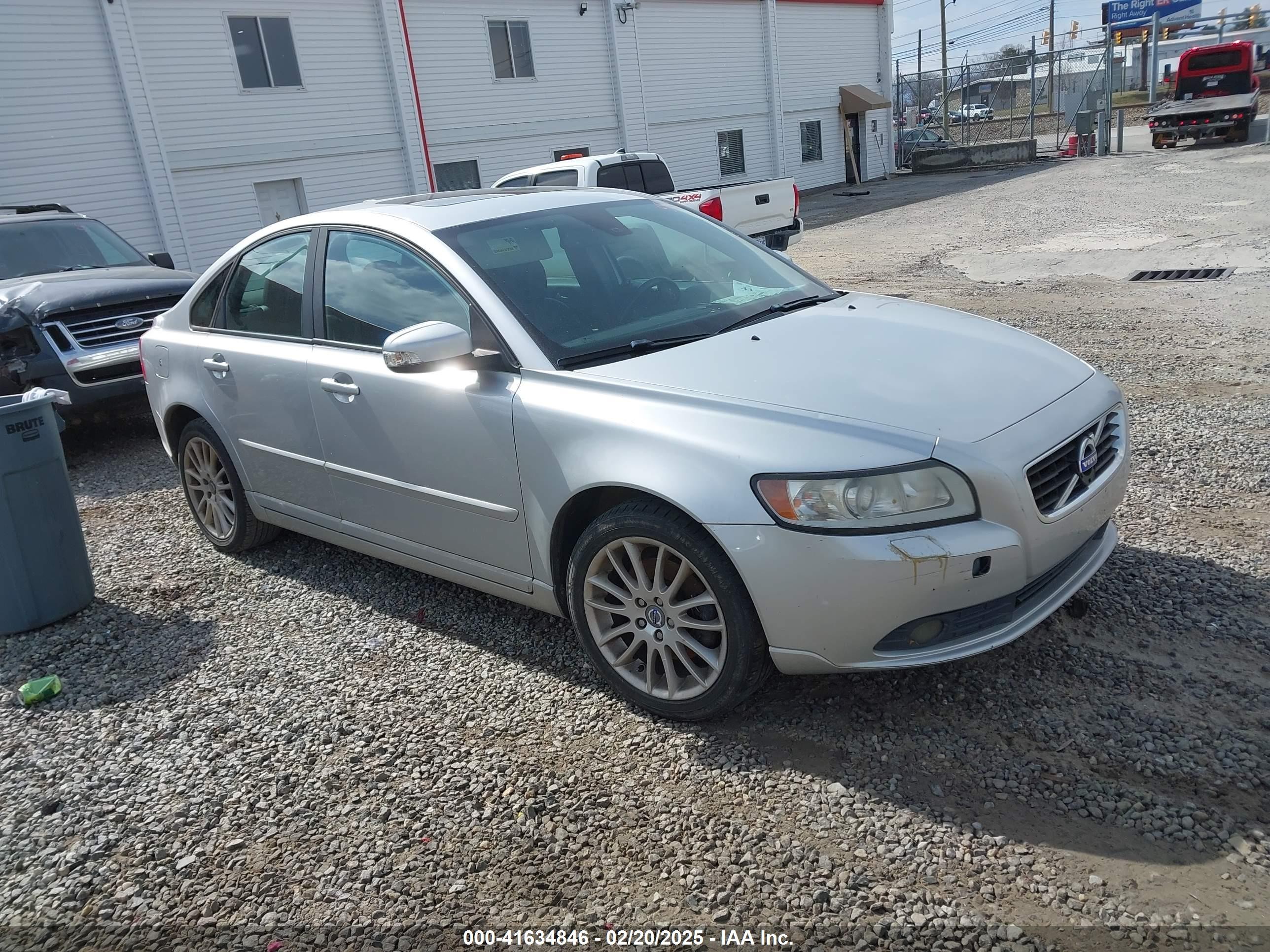 2011 Volvo S40, VIN YV1672MS3B2534074 — Mechanical