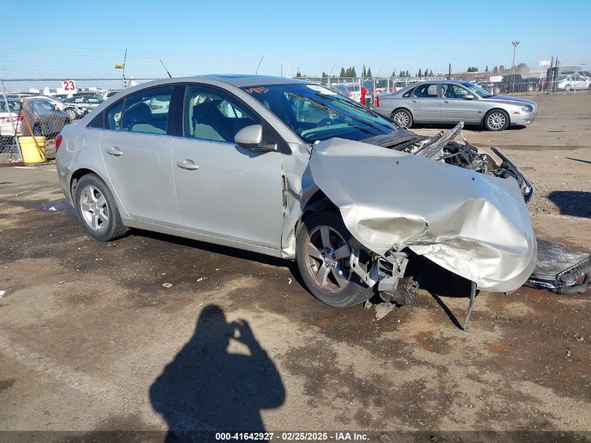 2014 Chevrolet Cruze 1LT, VIN 1G1PC5SB0E7257992 — Front end