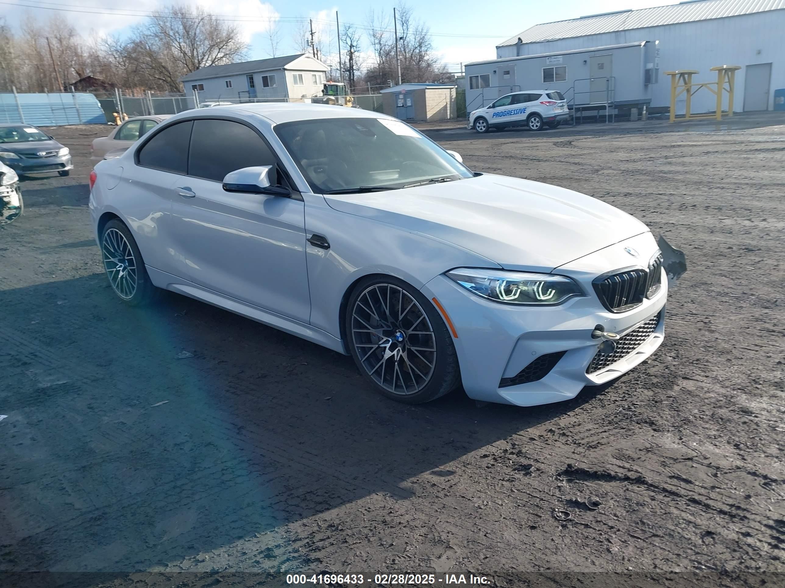 2019 BMW M2 Competition, VIN WBS2U7C57KVB08890 — Перед