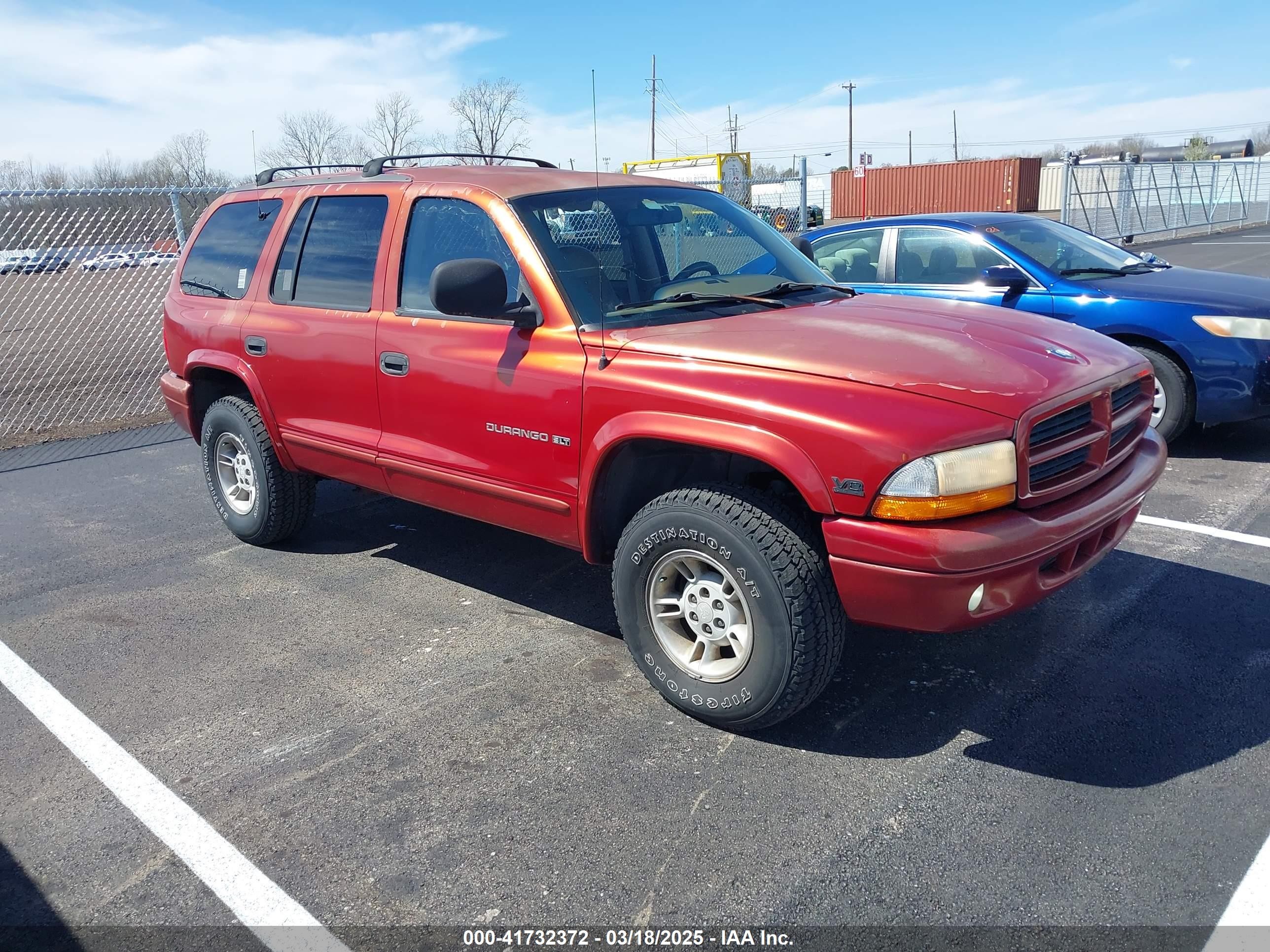 1998 Dodge Durango, VIN 1B4HS28Z5WF194166 — Side