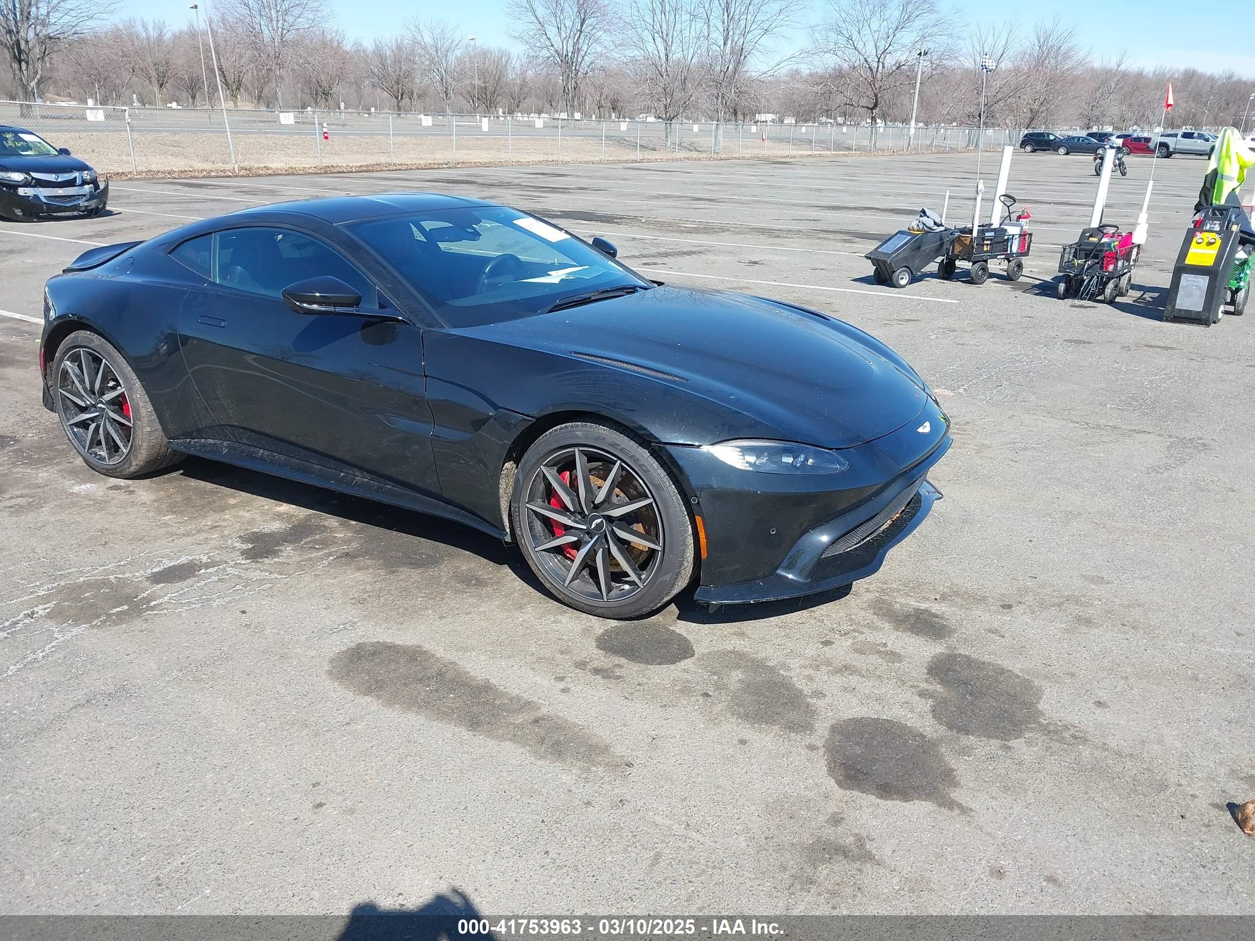 2020 Aston Martin Vantage, VIN SCFSMGAW5LGN03965 — Rear end