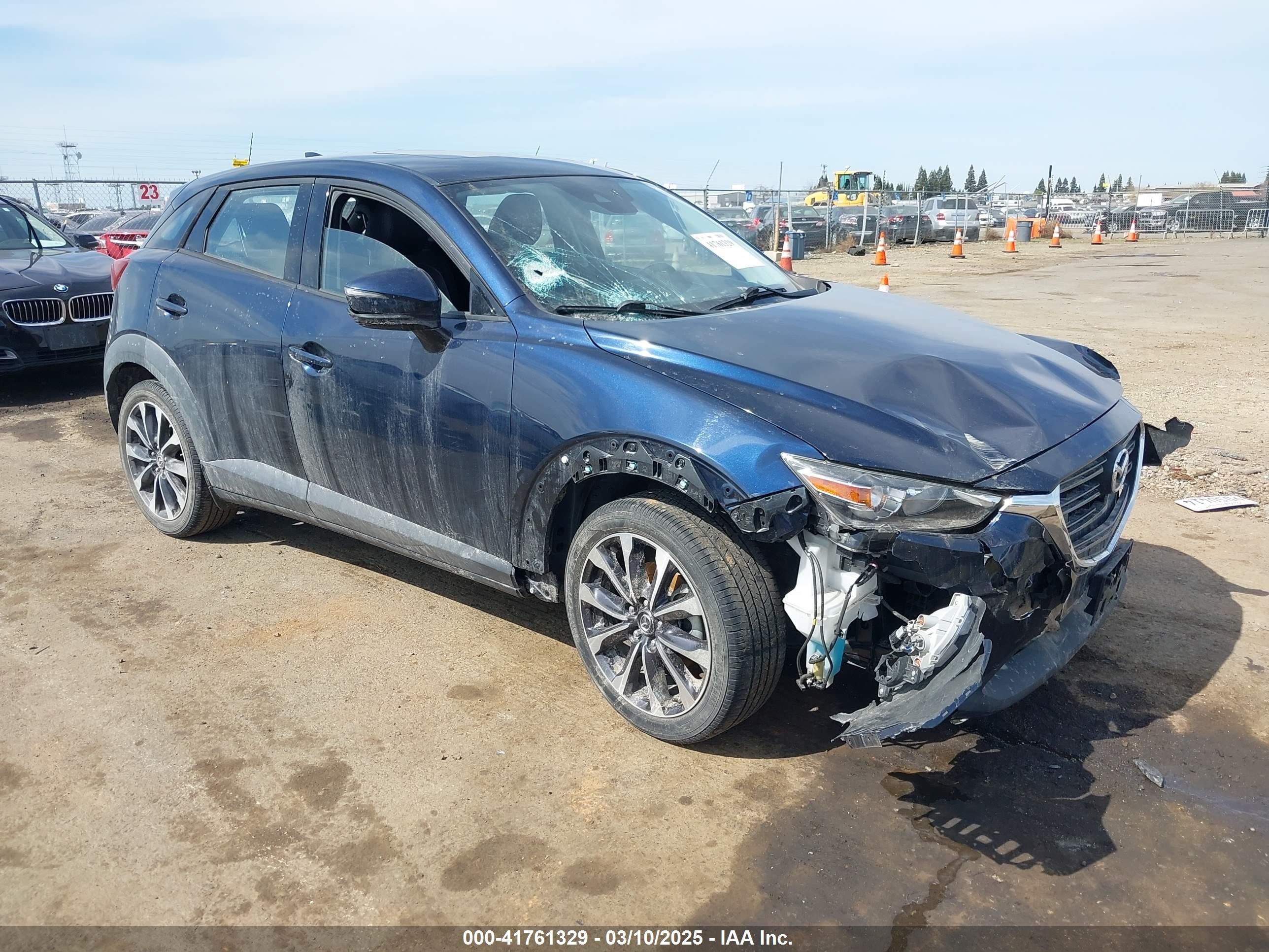 2019 Mazda CX-3 Touring, VIN JM1DKFC78K1416219 — Front end