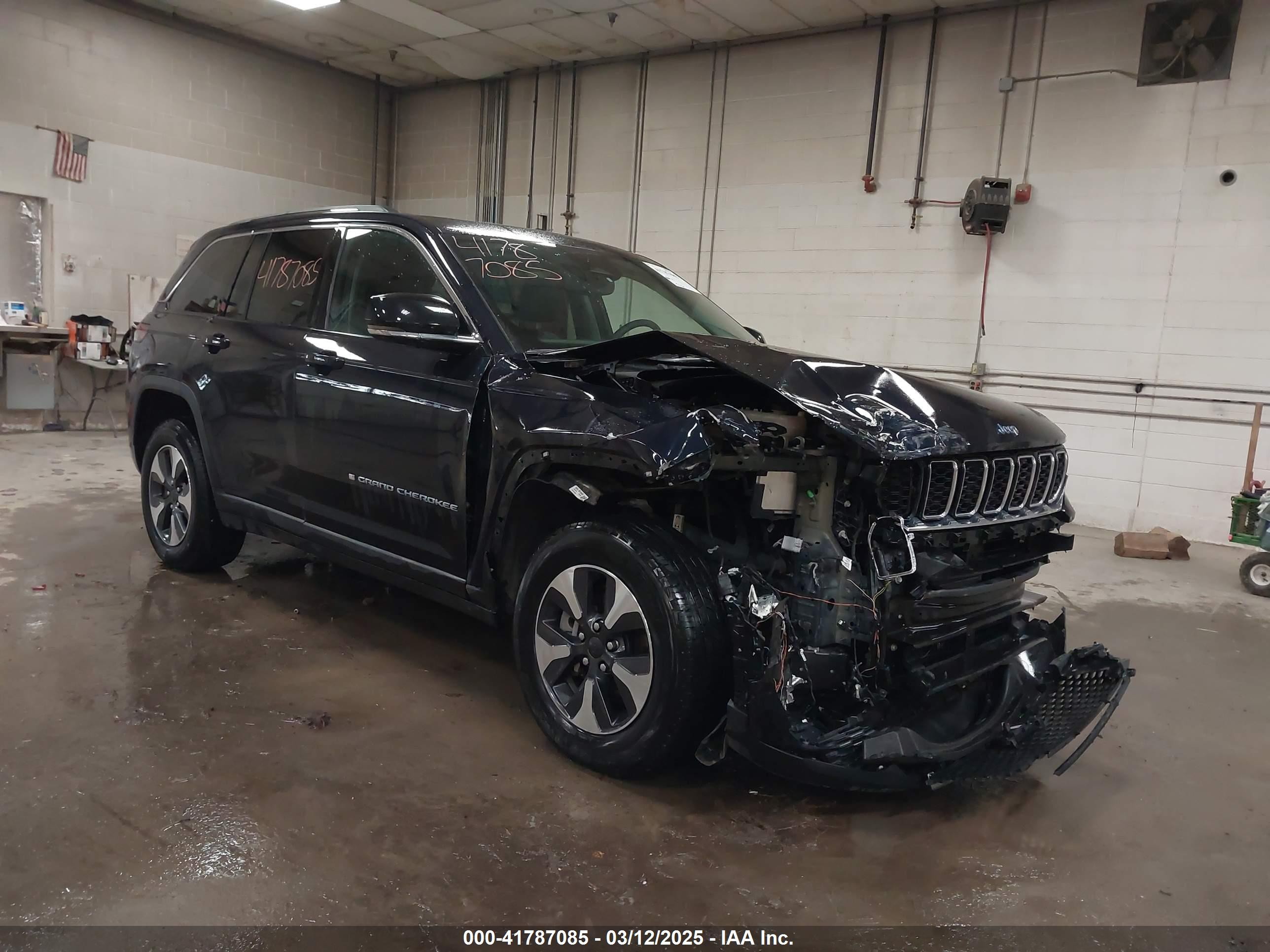 2023 Jeep Grand Cherokee, VIN 1C4RJYB65PC669703 — All over