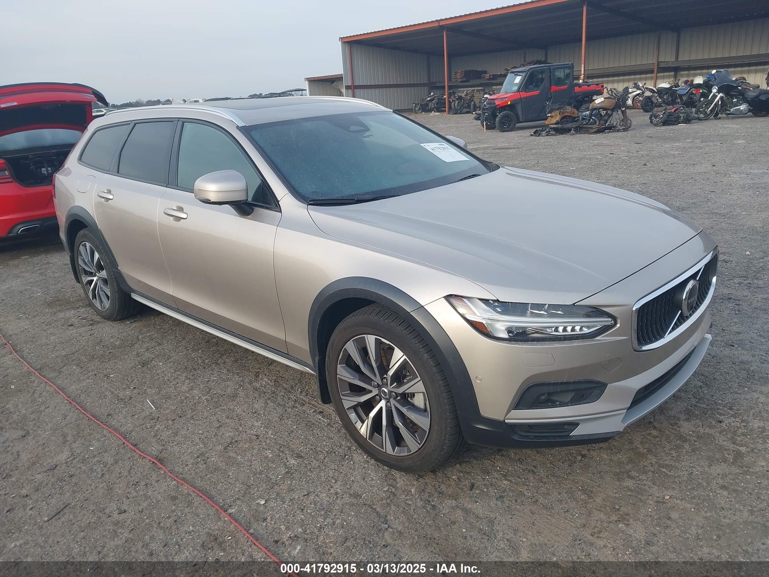 2023 Volvo V90, VIN YV4062NZ0P1160513 — Пресная вода