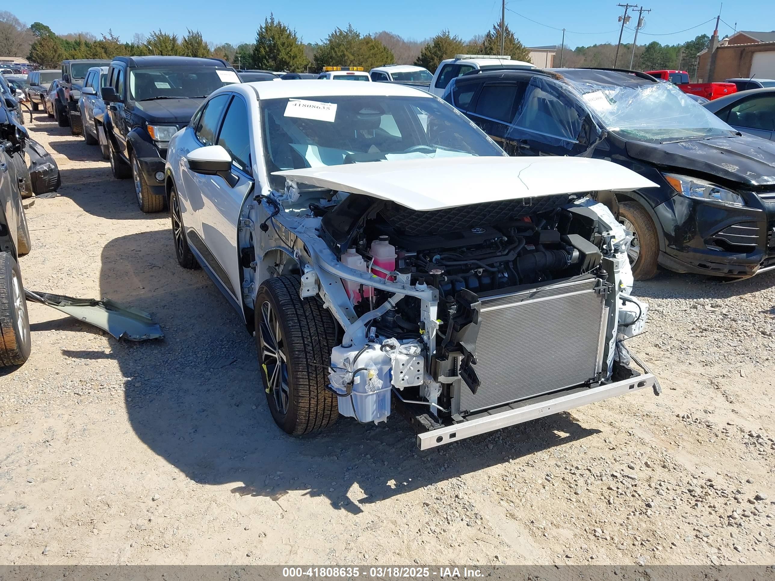 2025 Toyota Crown XLE, VIN JTDAAAAF5S3031112 — Front end