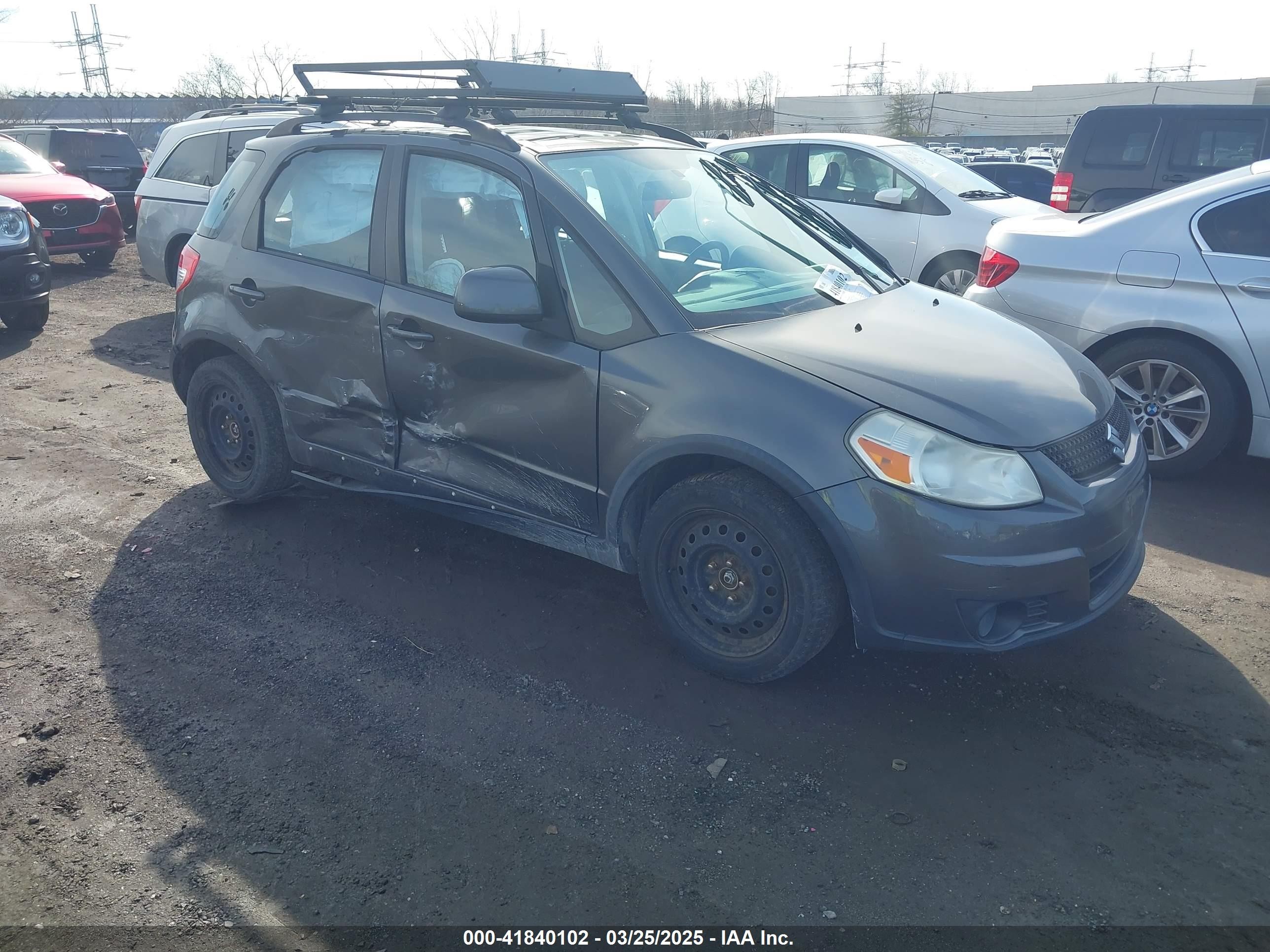 2012 Suzuki SX4 Crossover, VIN JS2YB5A34C6303762 — Side