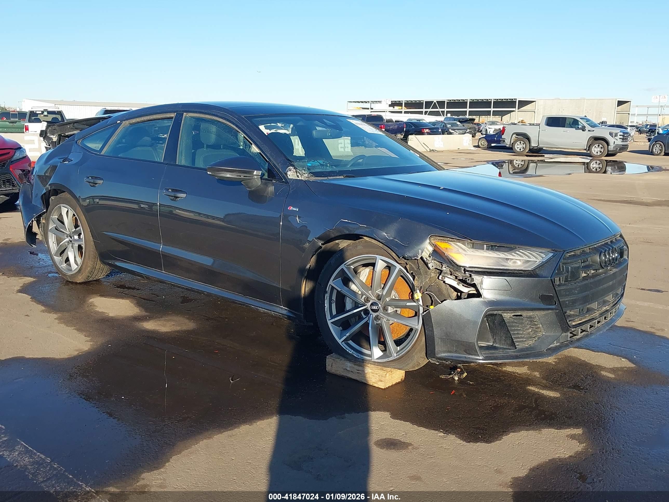 2023 Audi A7, VIN WAUU2BF25PN036373 — Зад