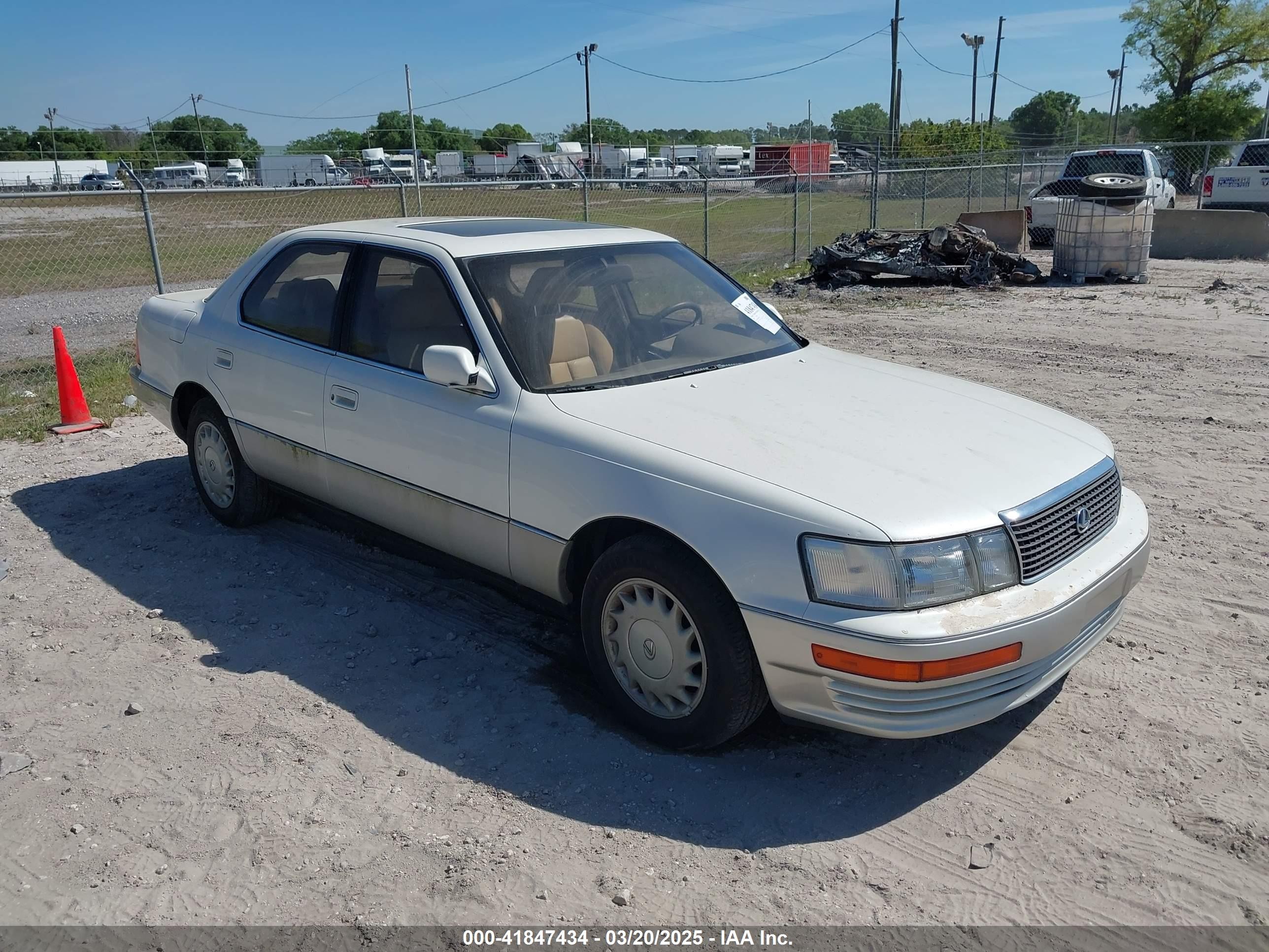 1990 Lexus LS 400, VIN JT8UF11E0L0037245 — Mechanical