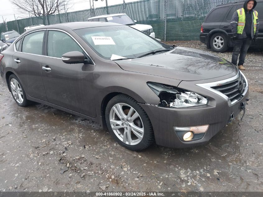 2013 Nissan Altima S, VIN 1N4BL3AP4DC260232 — Front end