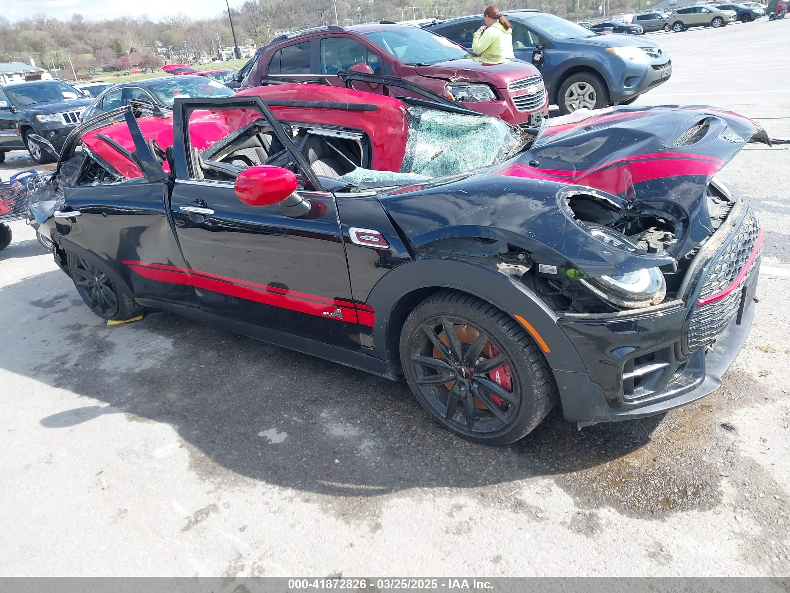 2021 MINI Clubman John Cooper Works, VIN WMWJZ9C08M2N75173 — Roof